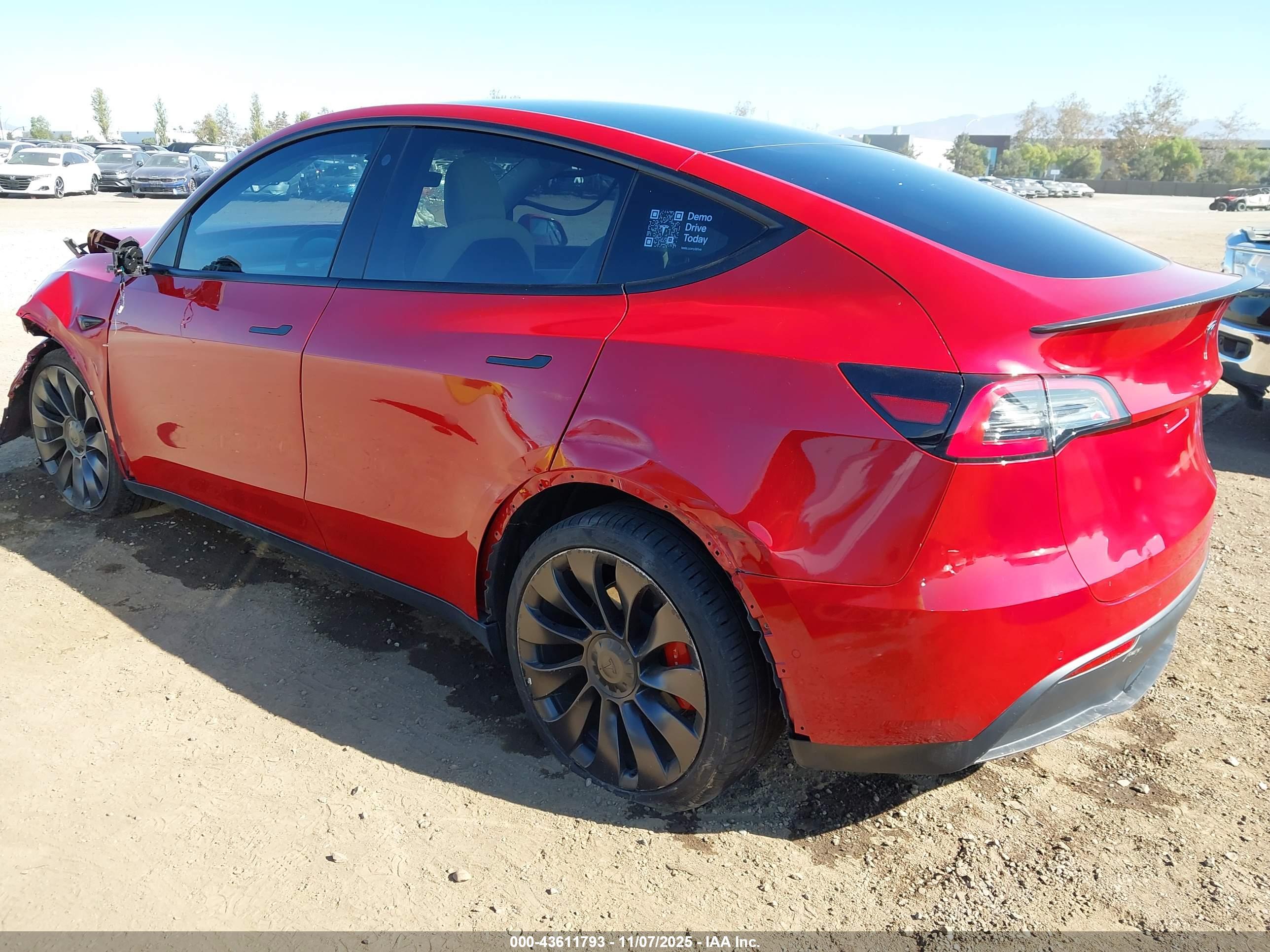 TESLA MODEL image 3