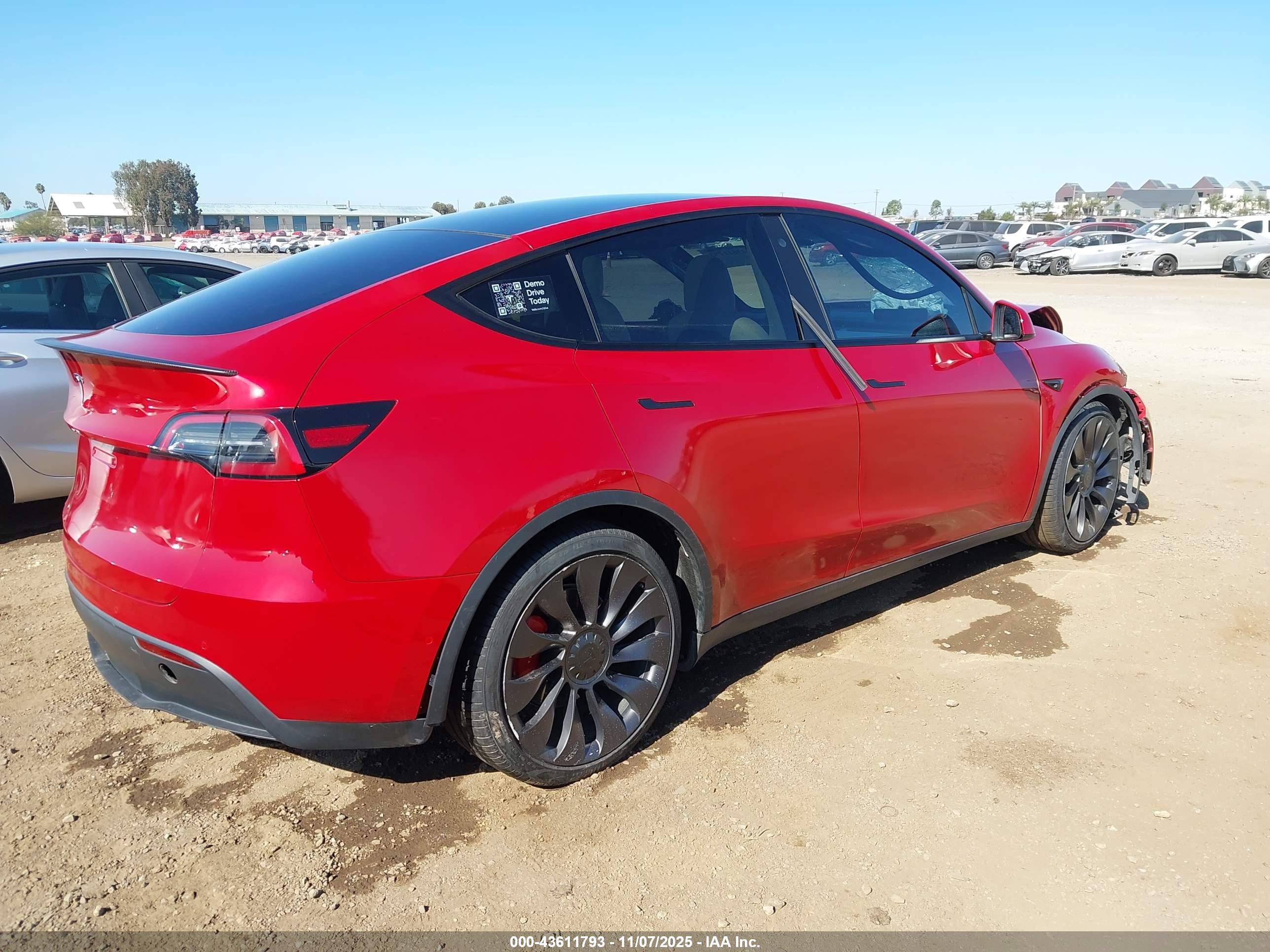 TESLA MODEL image 4