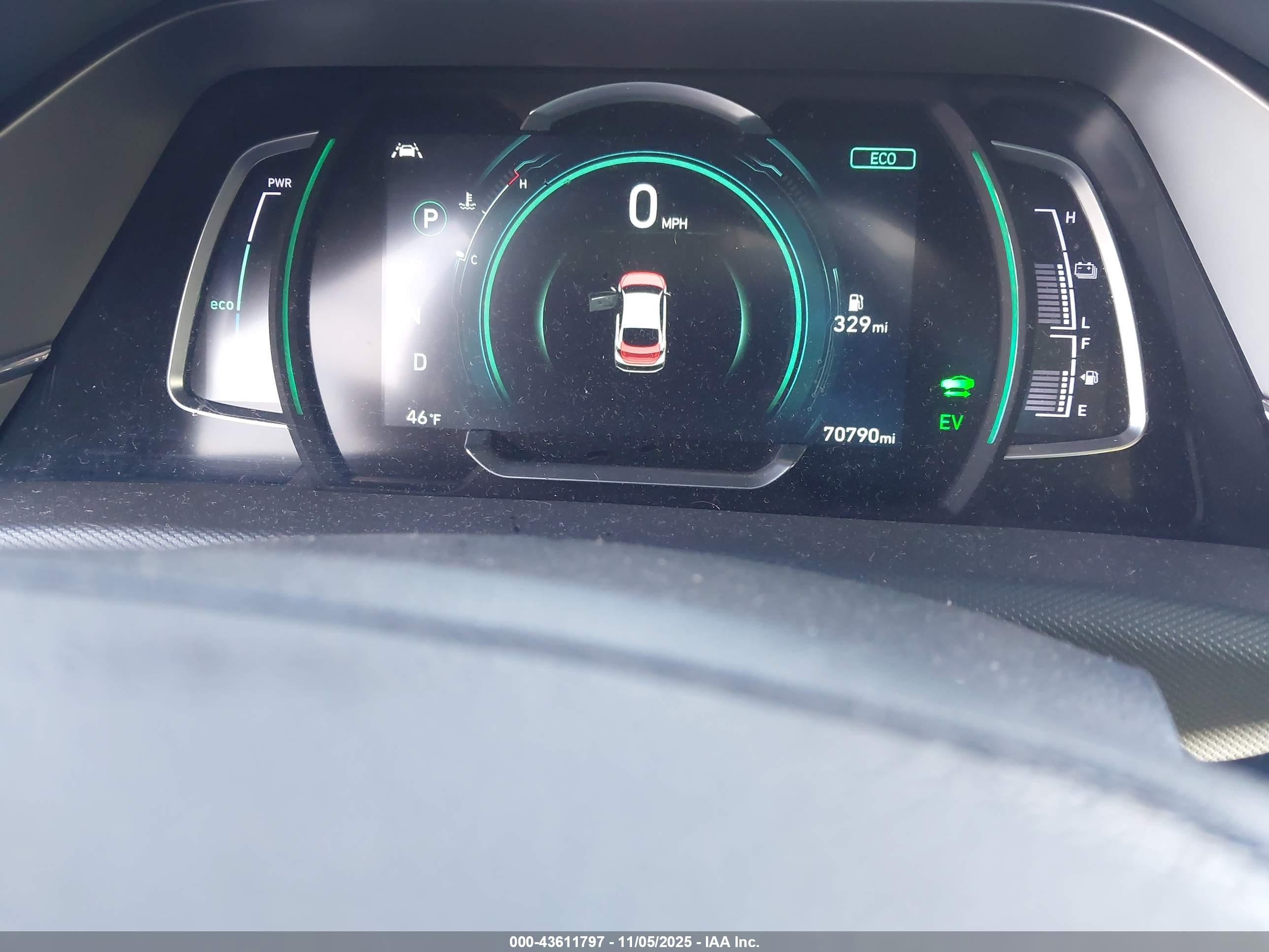 HYUNDAI IONIQ image 7