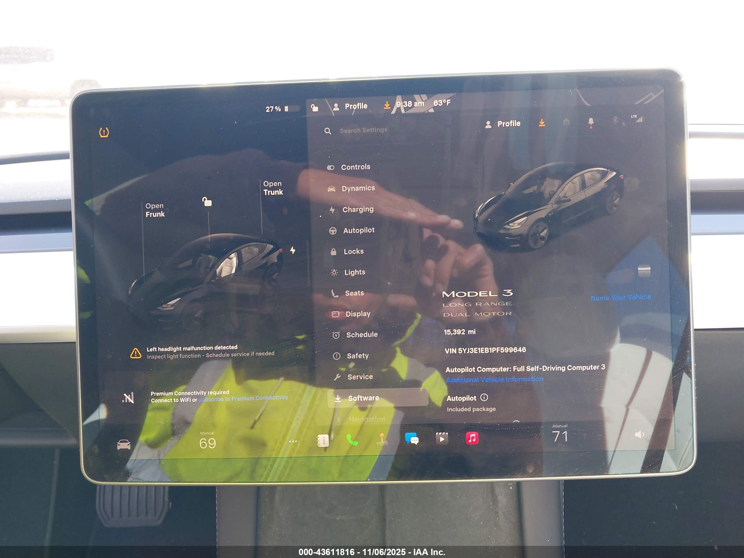 TESLA MODEL image 7