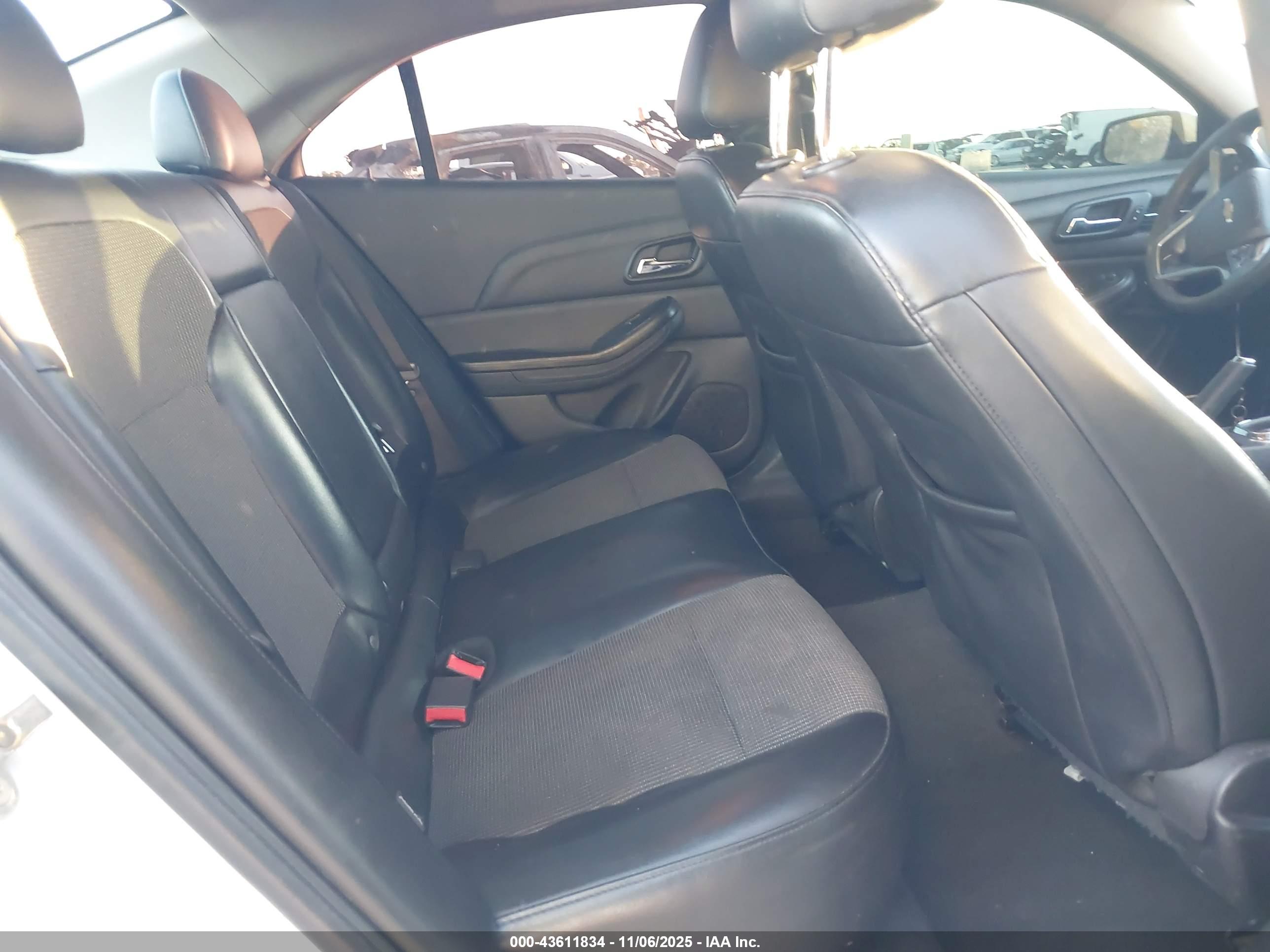 CHEVROLET MALIBU image 8