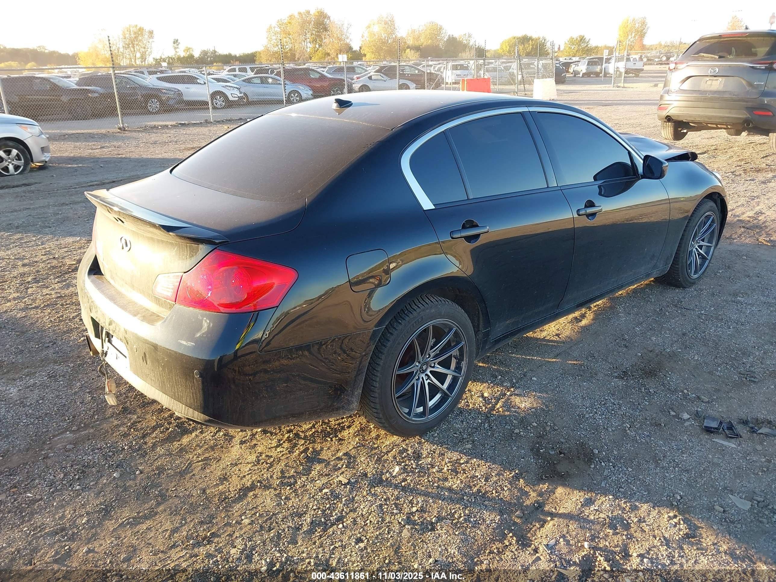 INFINITI G37X image 4