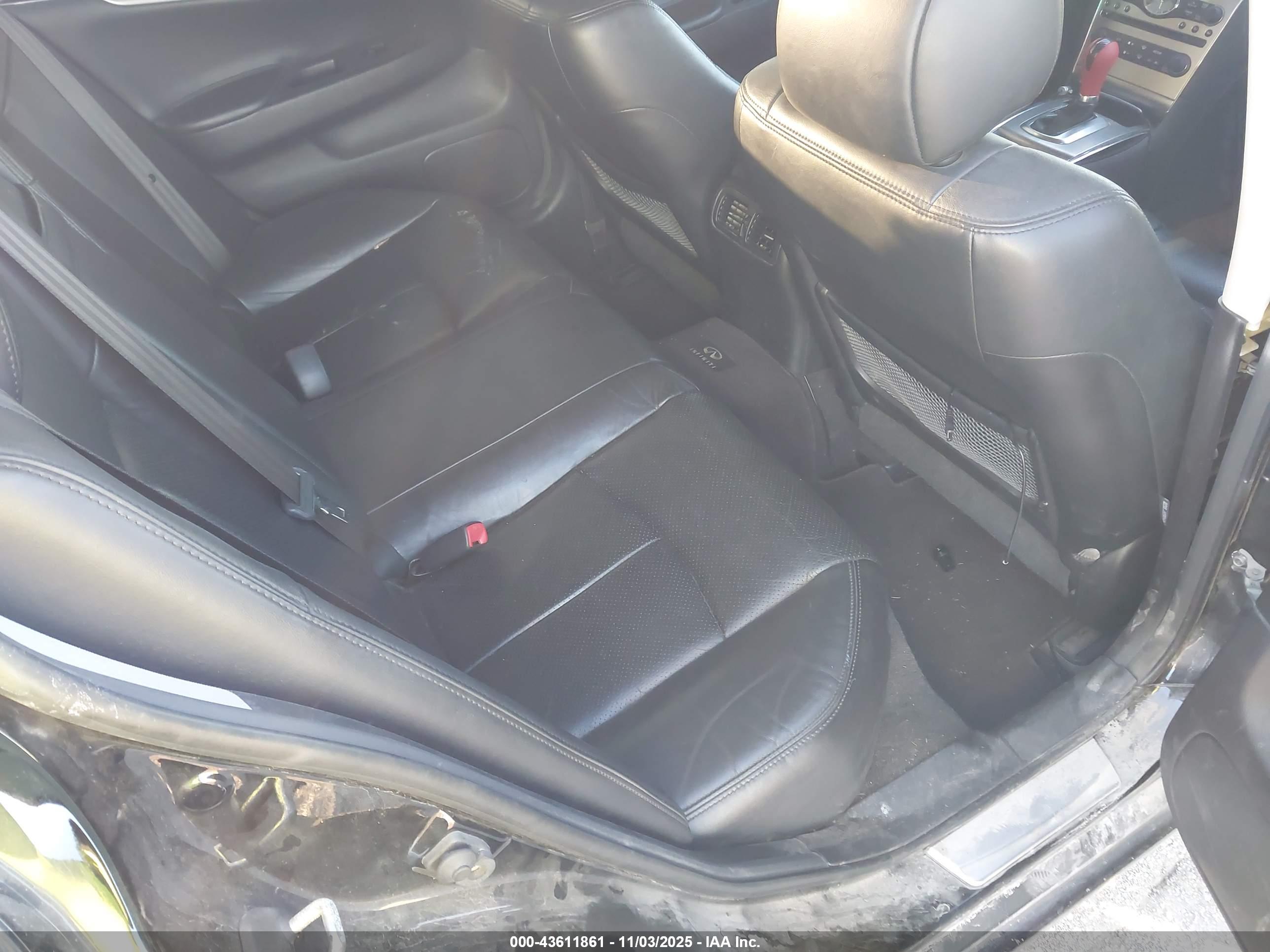 INFINITI G37X image 8