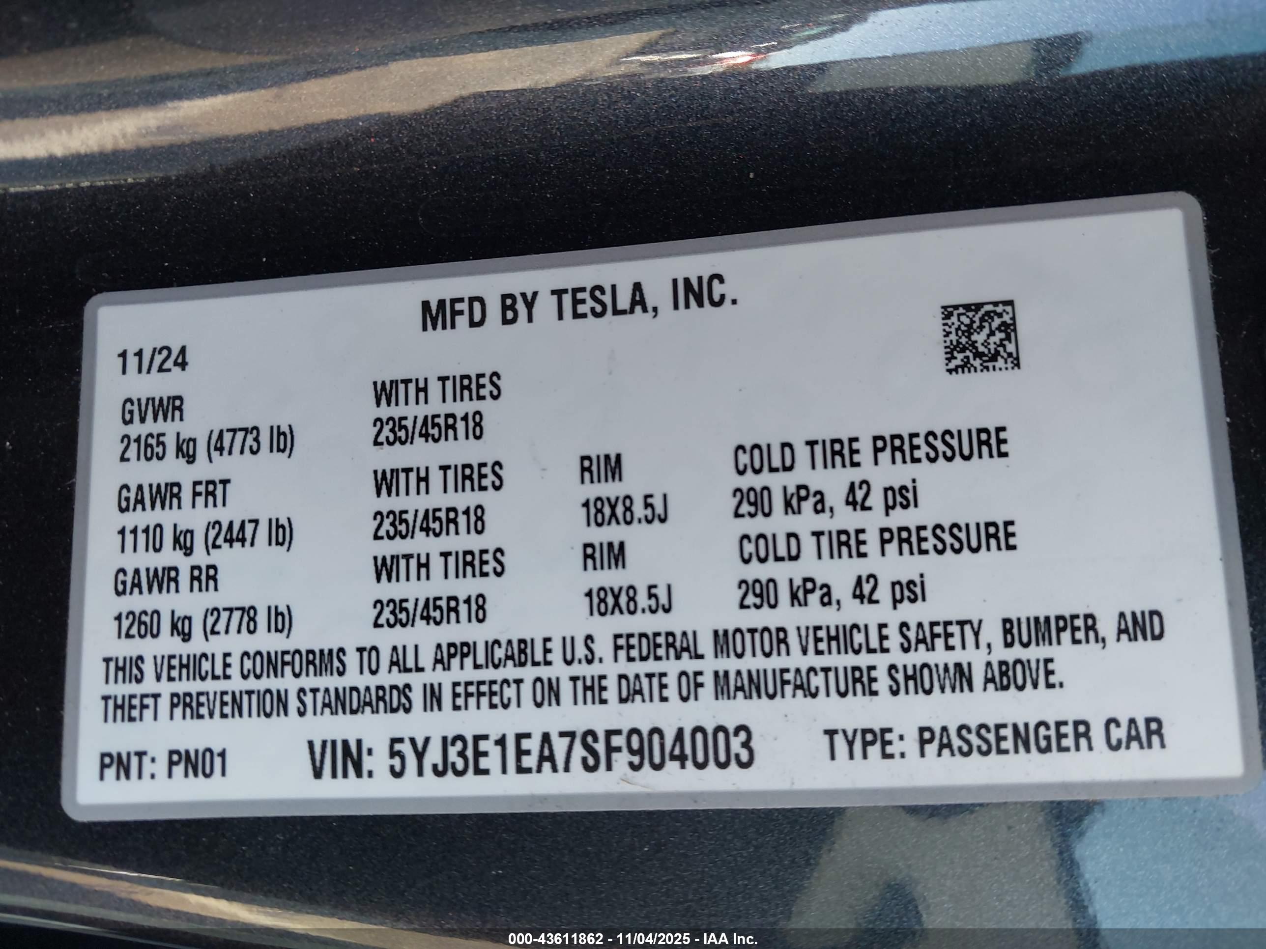 TESLA MODEL image 9