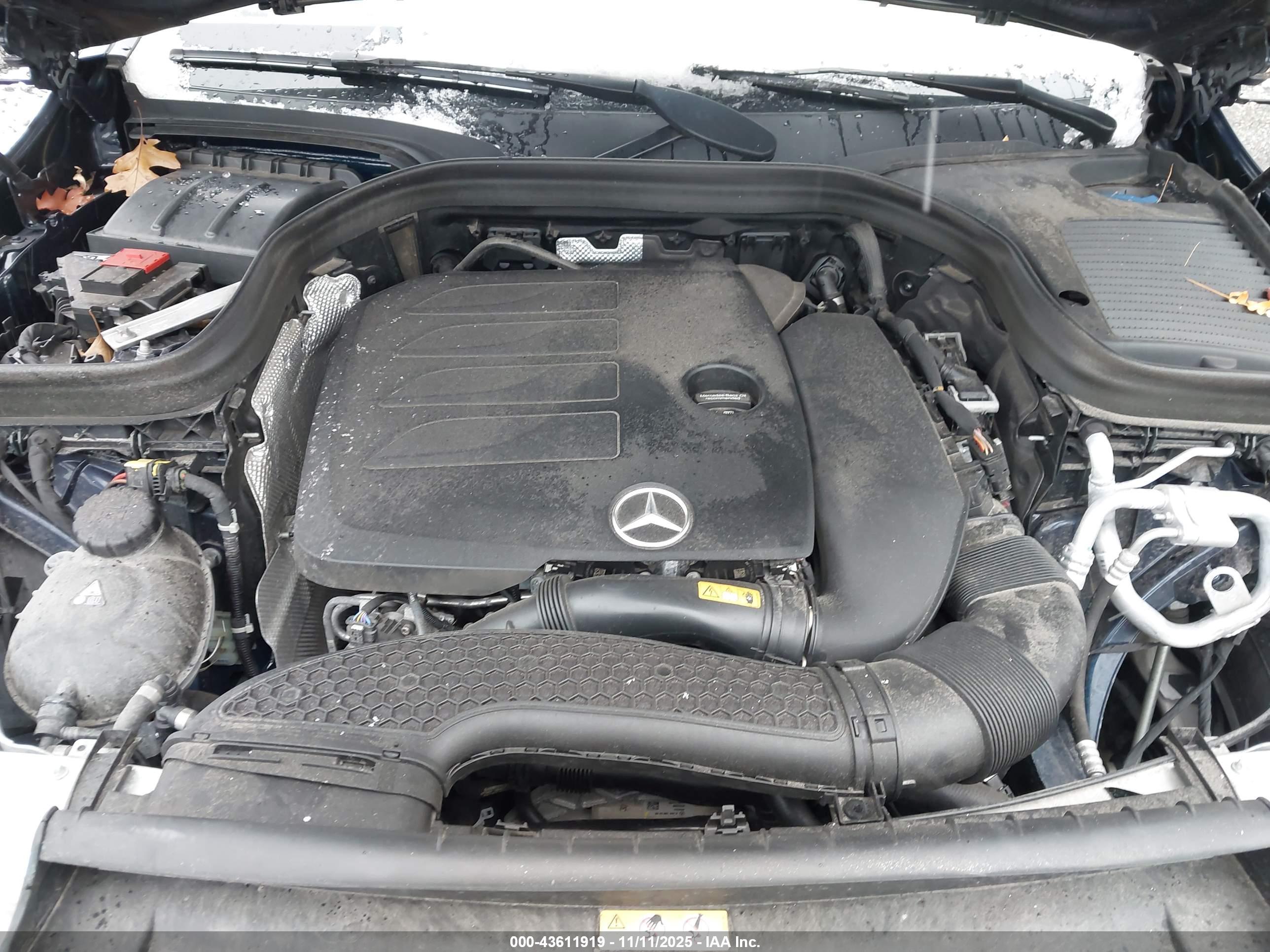 MERCEDES-BENZ GLC image 10