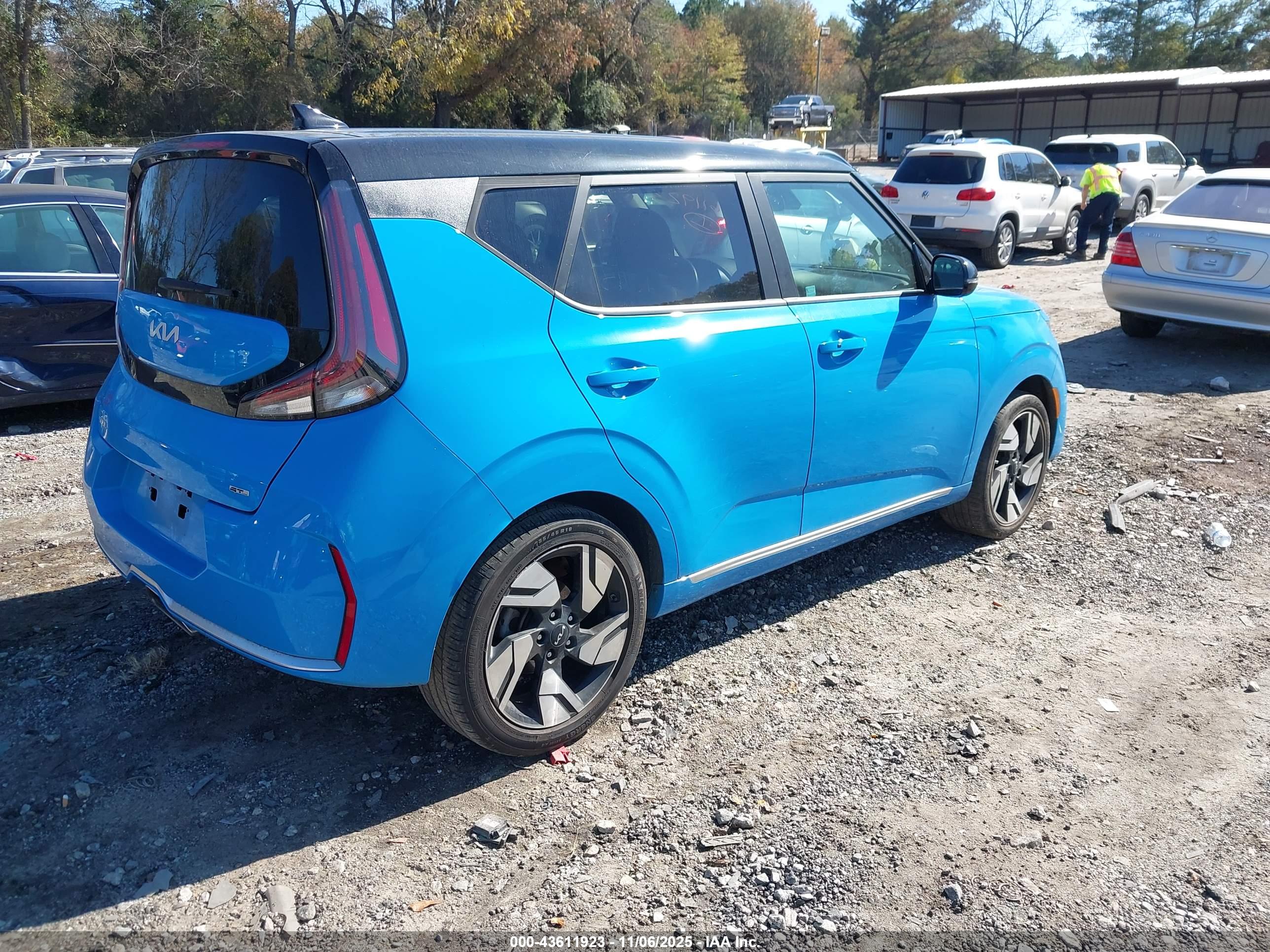 KIA SOUL image 4