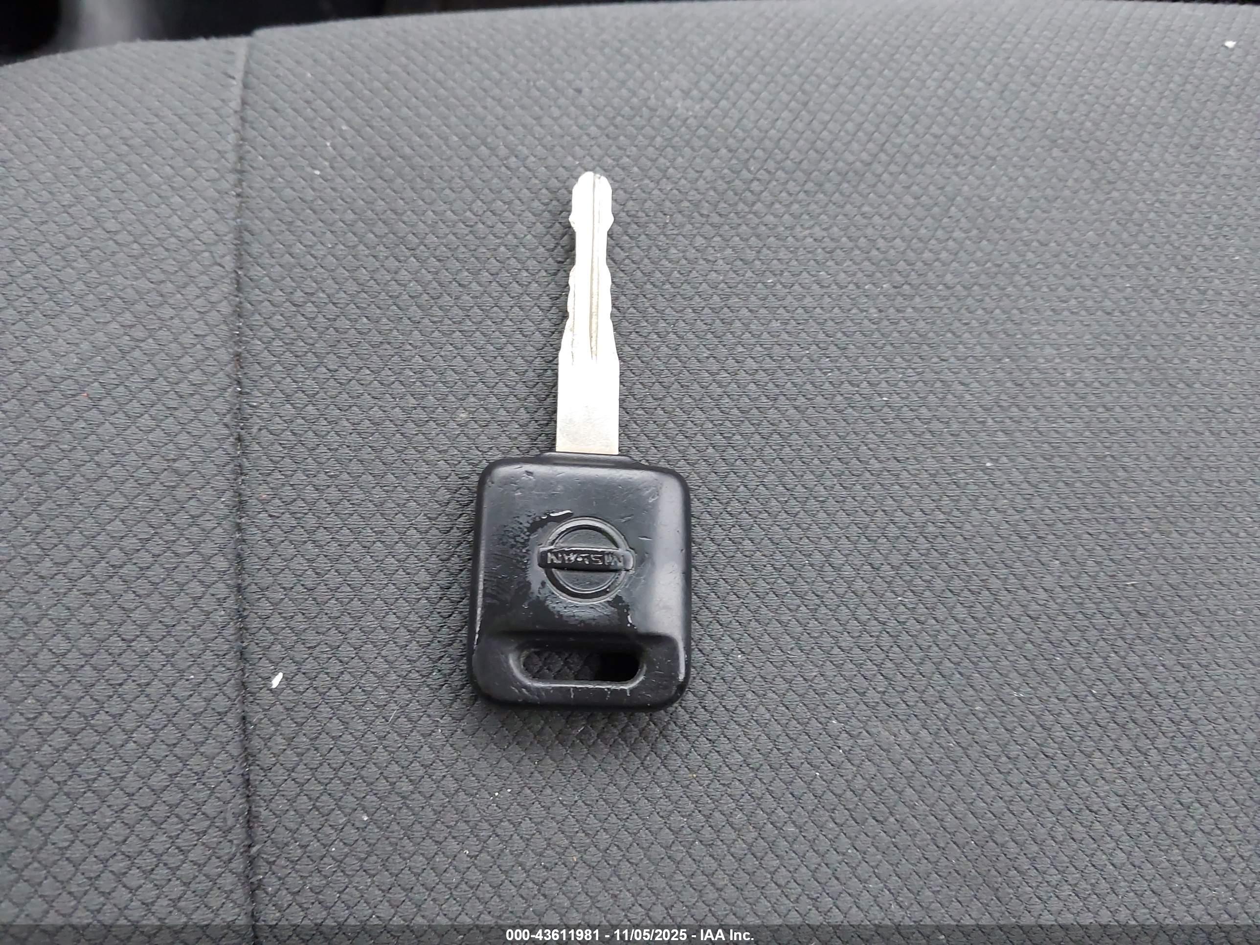 NISSAN NV200 image 11