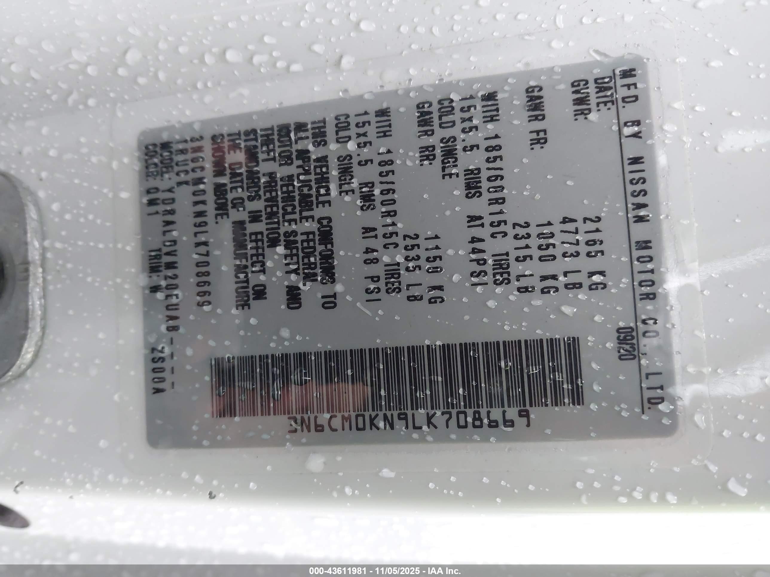NISSAN NV200 image 9