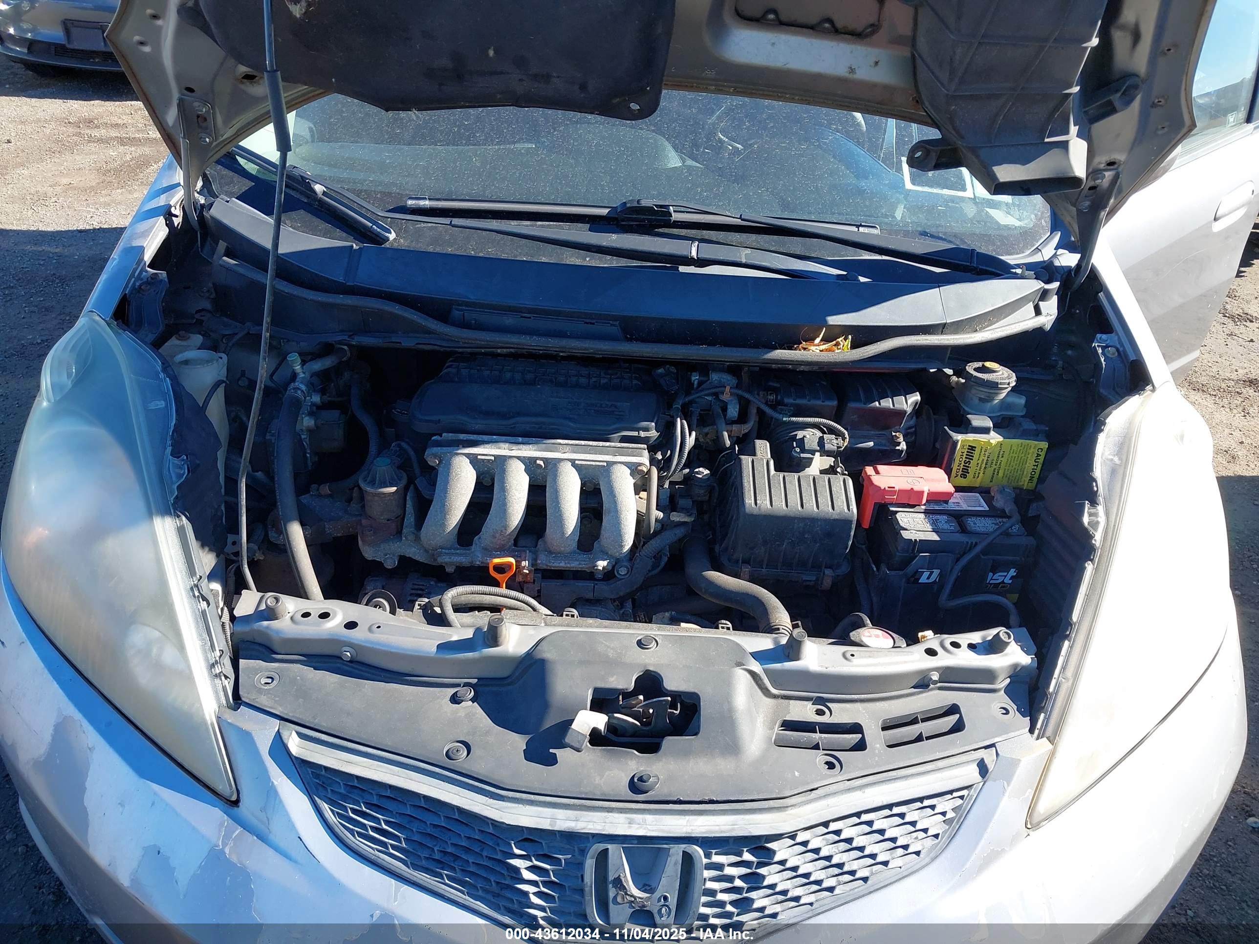 HONDA FIT image 10