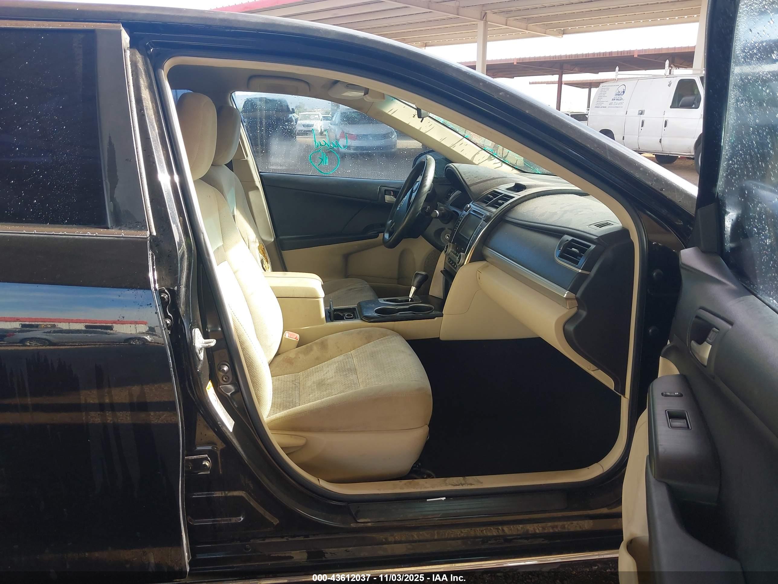 TOYOTA CAMRY image 5