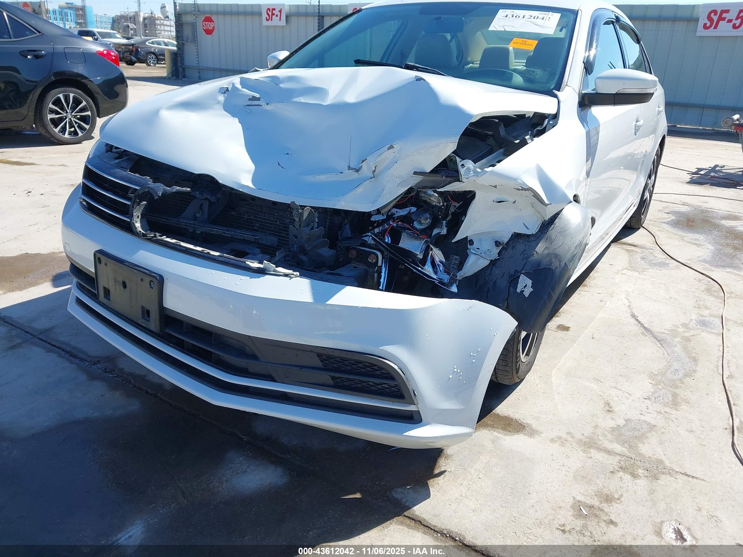 VOLKSWAGEN JETTA image 6