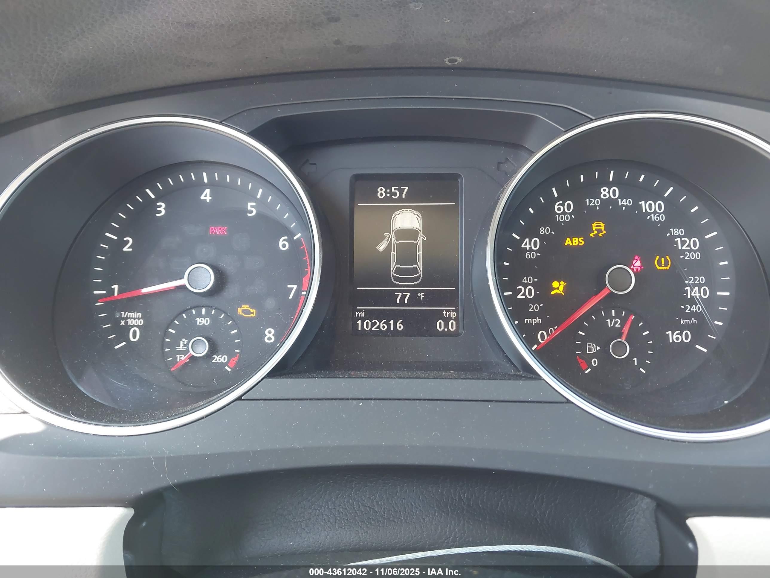 VOLKSWAGEN JETTA image 7