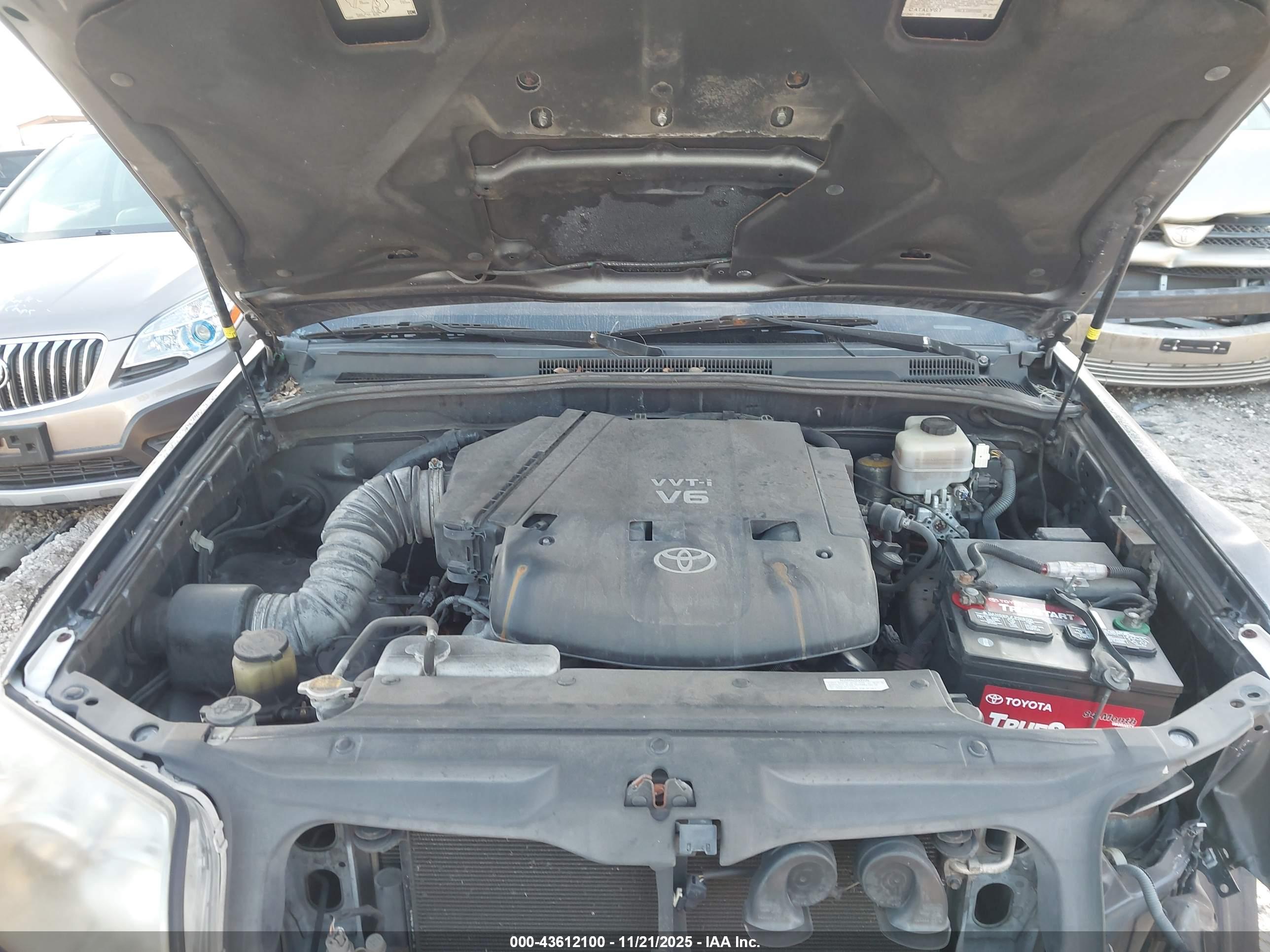 TOYOTA 4RUNNER image 10