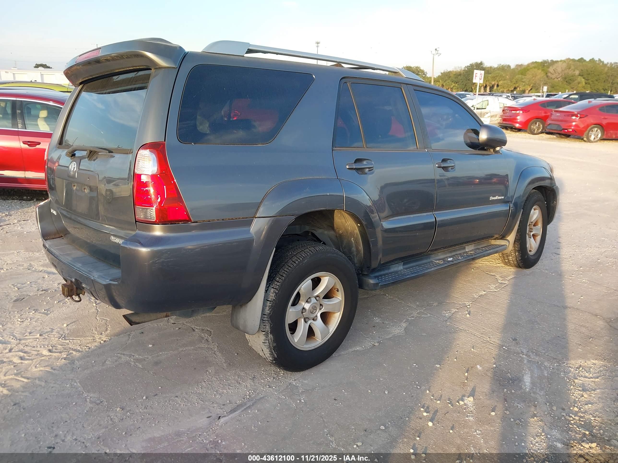 TOYOTA 4RUNNER image 4