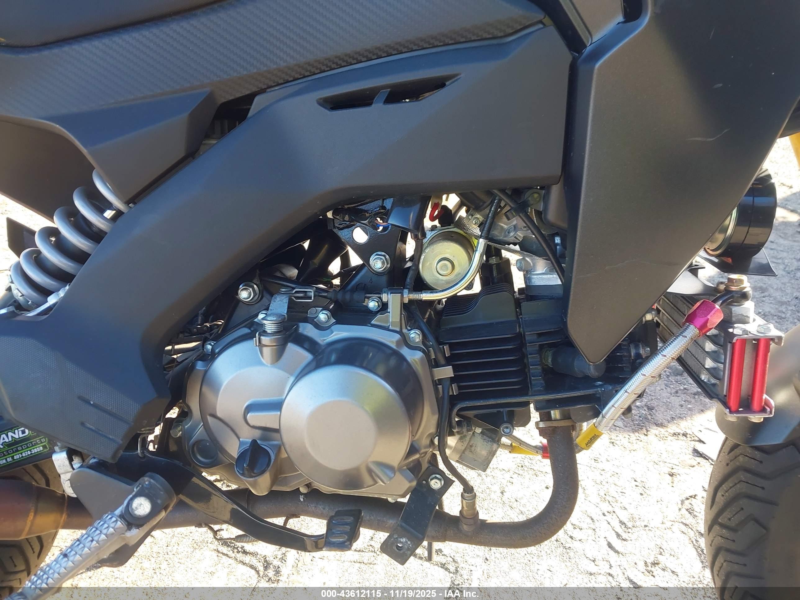 KAWASAKI BR125 image 8