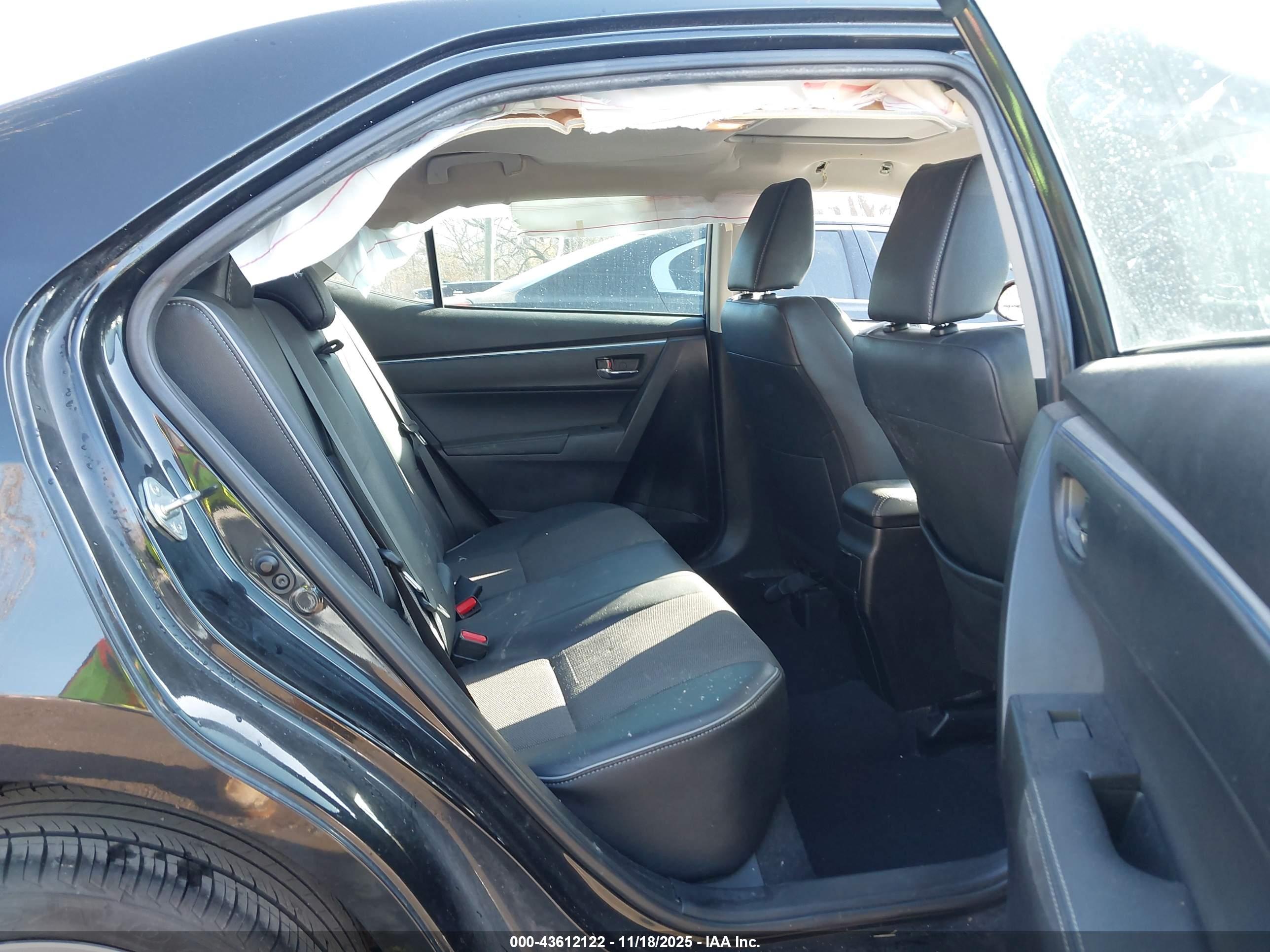 TOYOTA COROLLA image 8