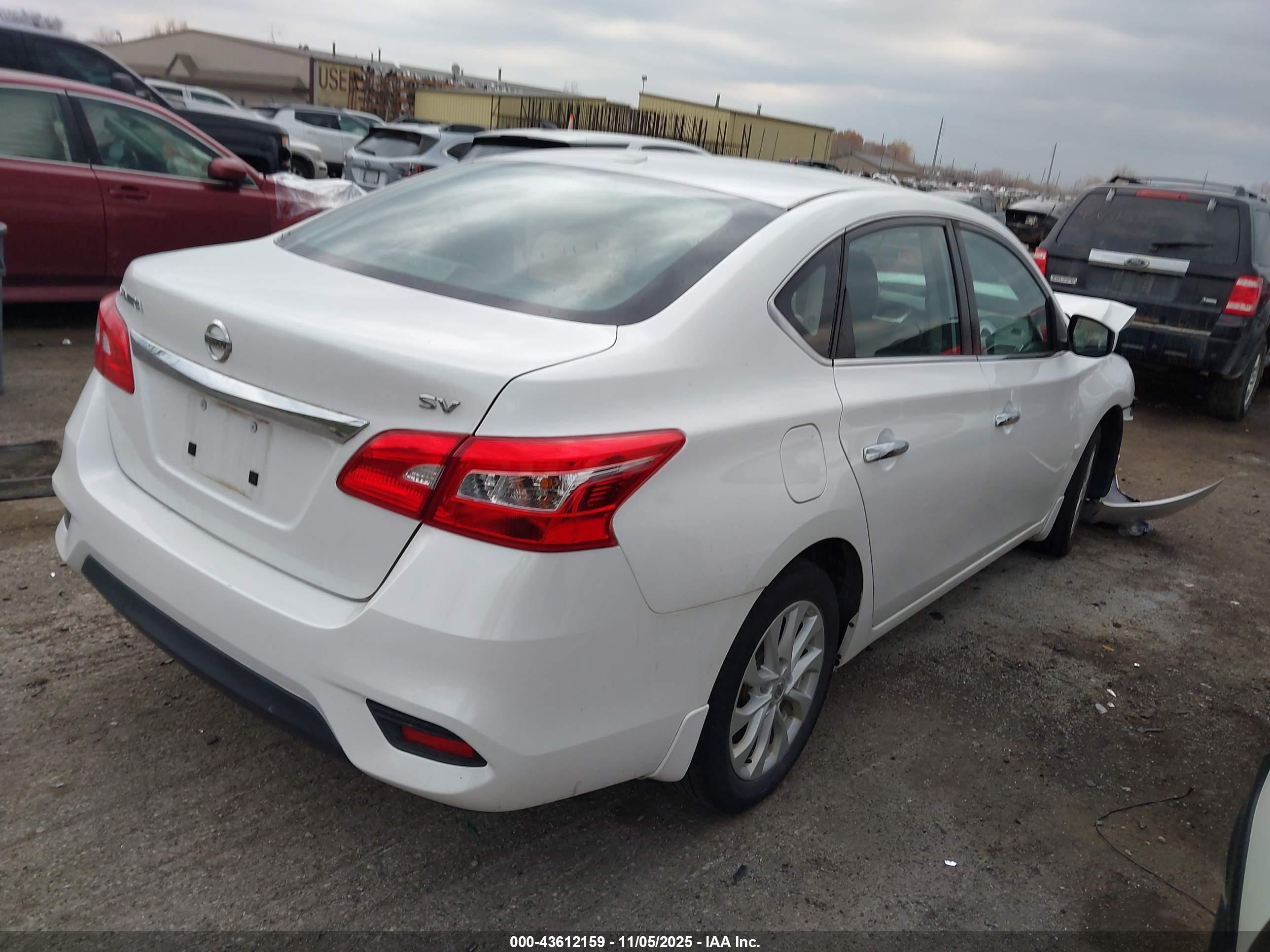NISSAN SENTRA image 4