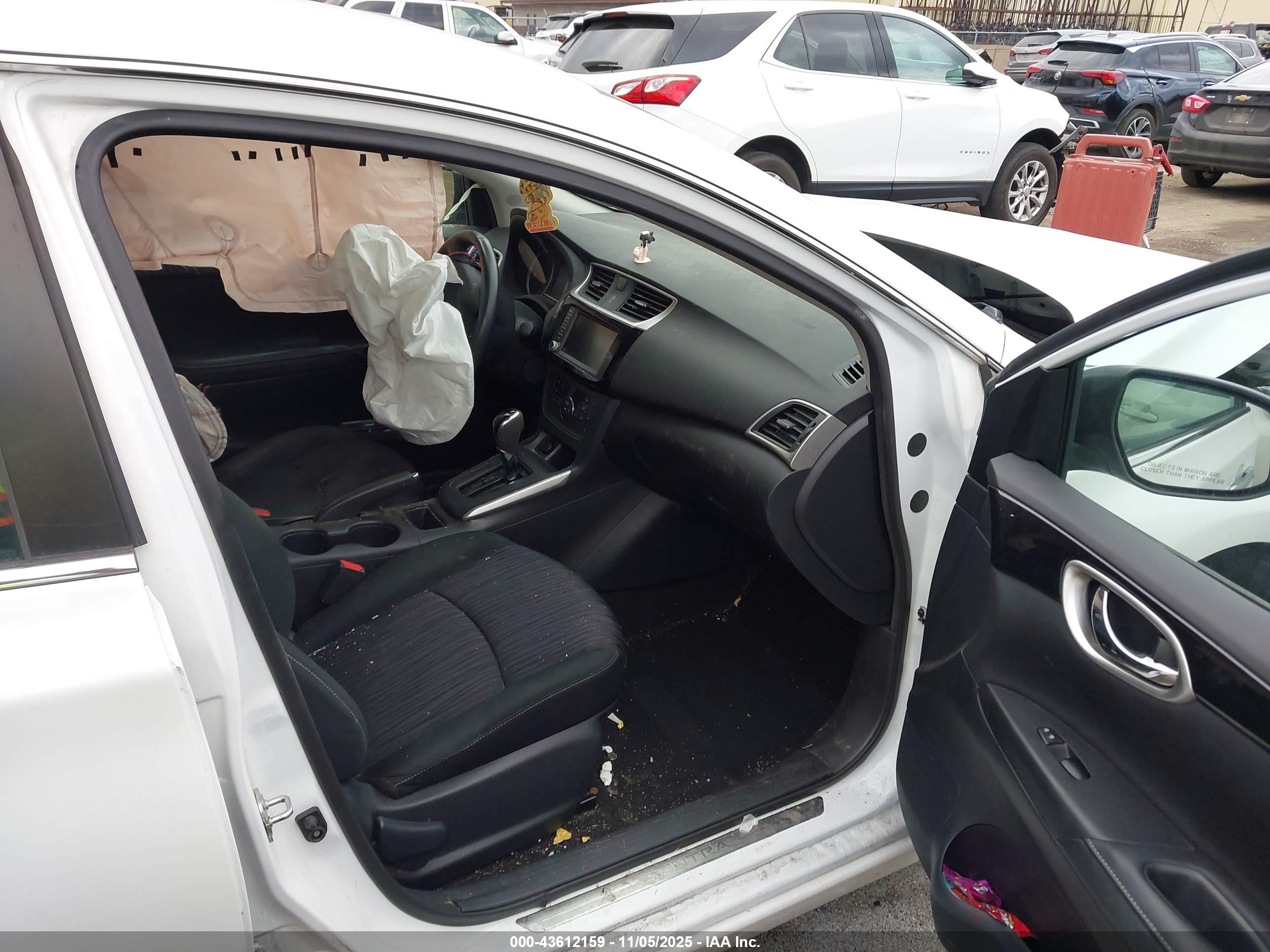 NISSAN SENTRA image 5