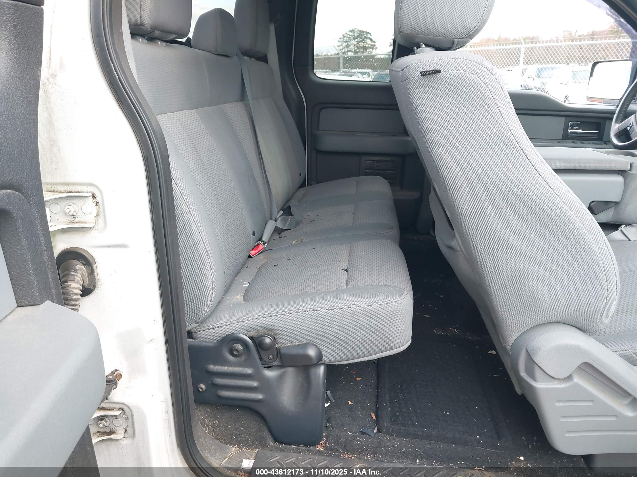 FORD F-150 image 8