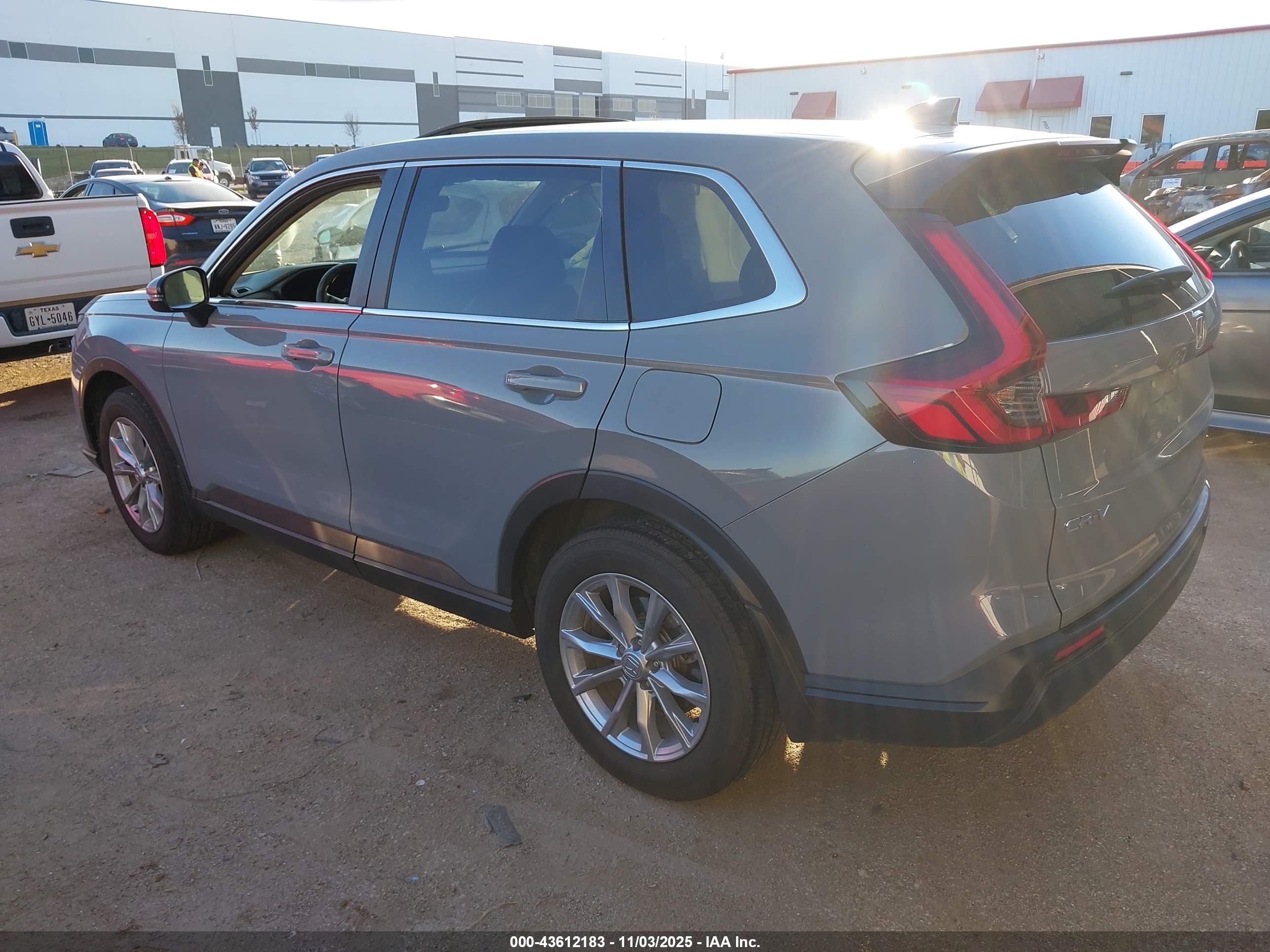 HONDA CR-V image 3