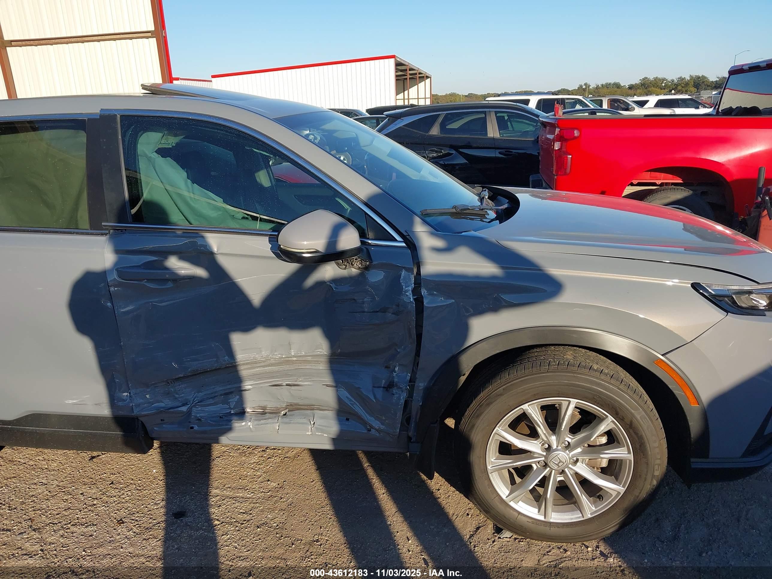 HONDA CR-V image 6