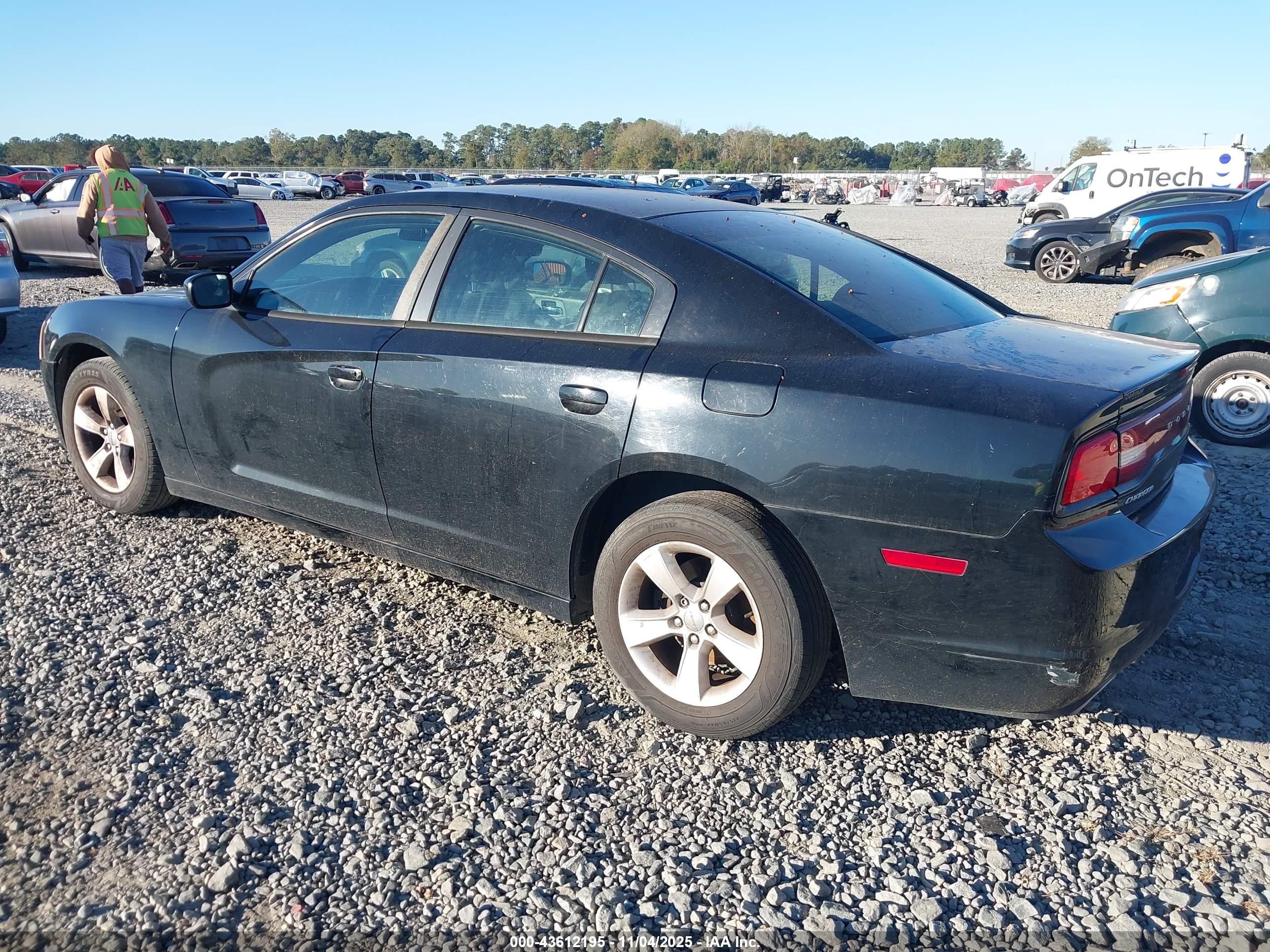 DODGE CHARGER image 3