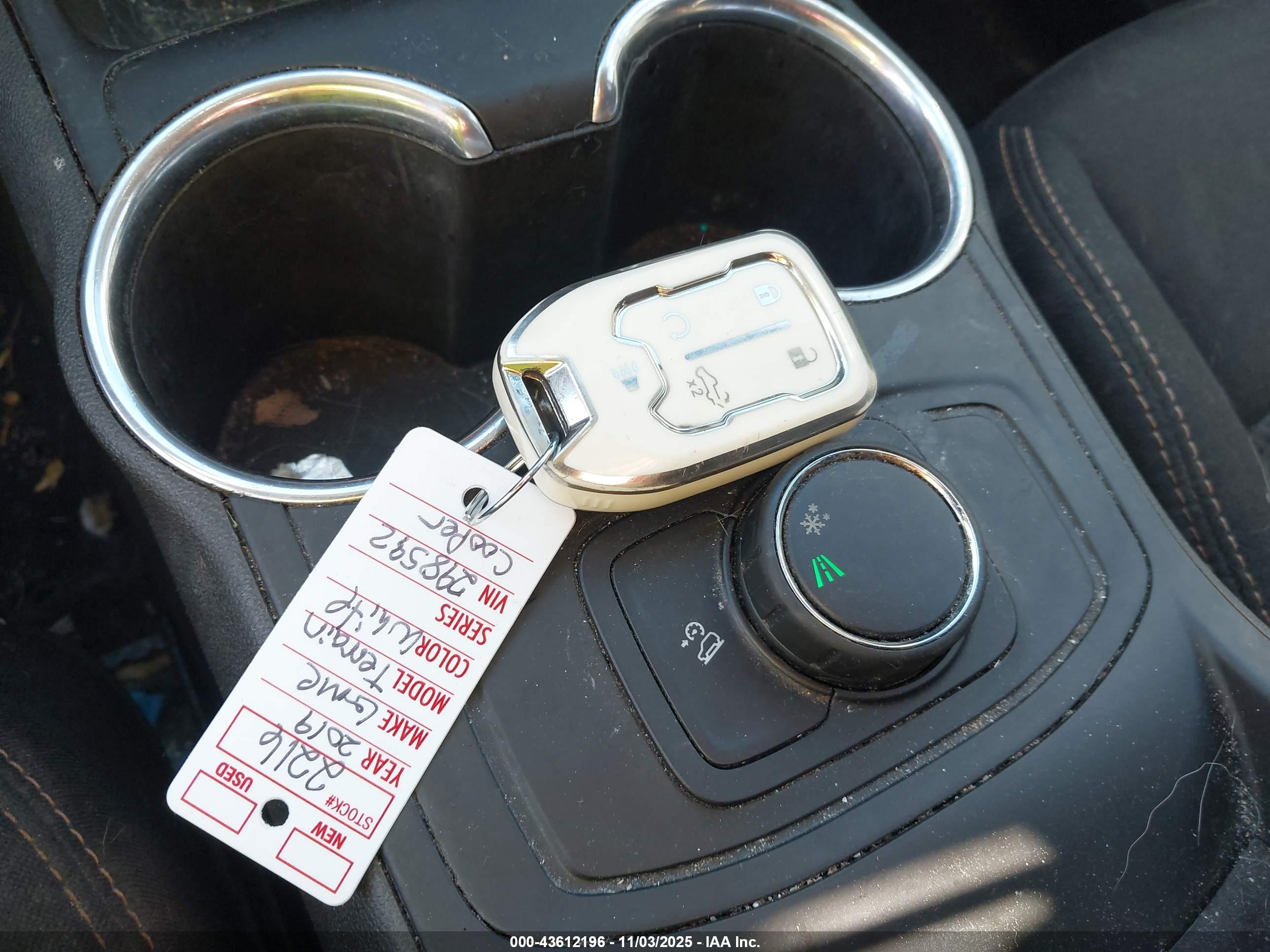 GMC TERRAIN image 11