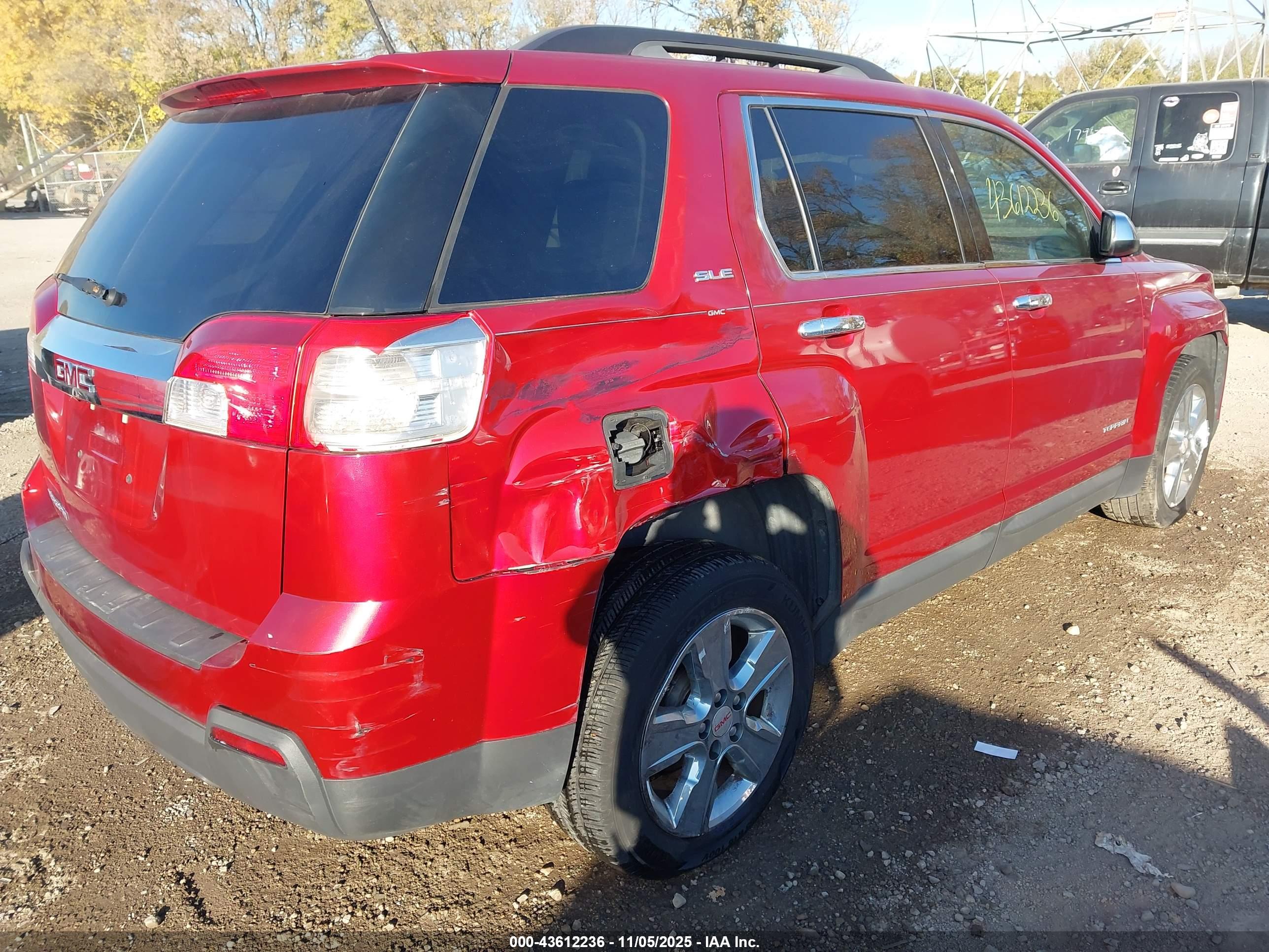 GMC TERRAIN image 6