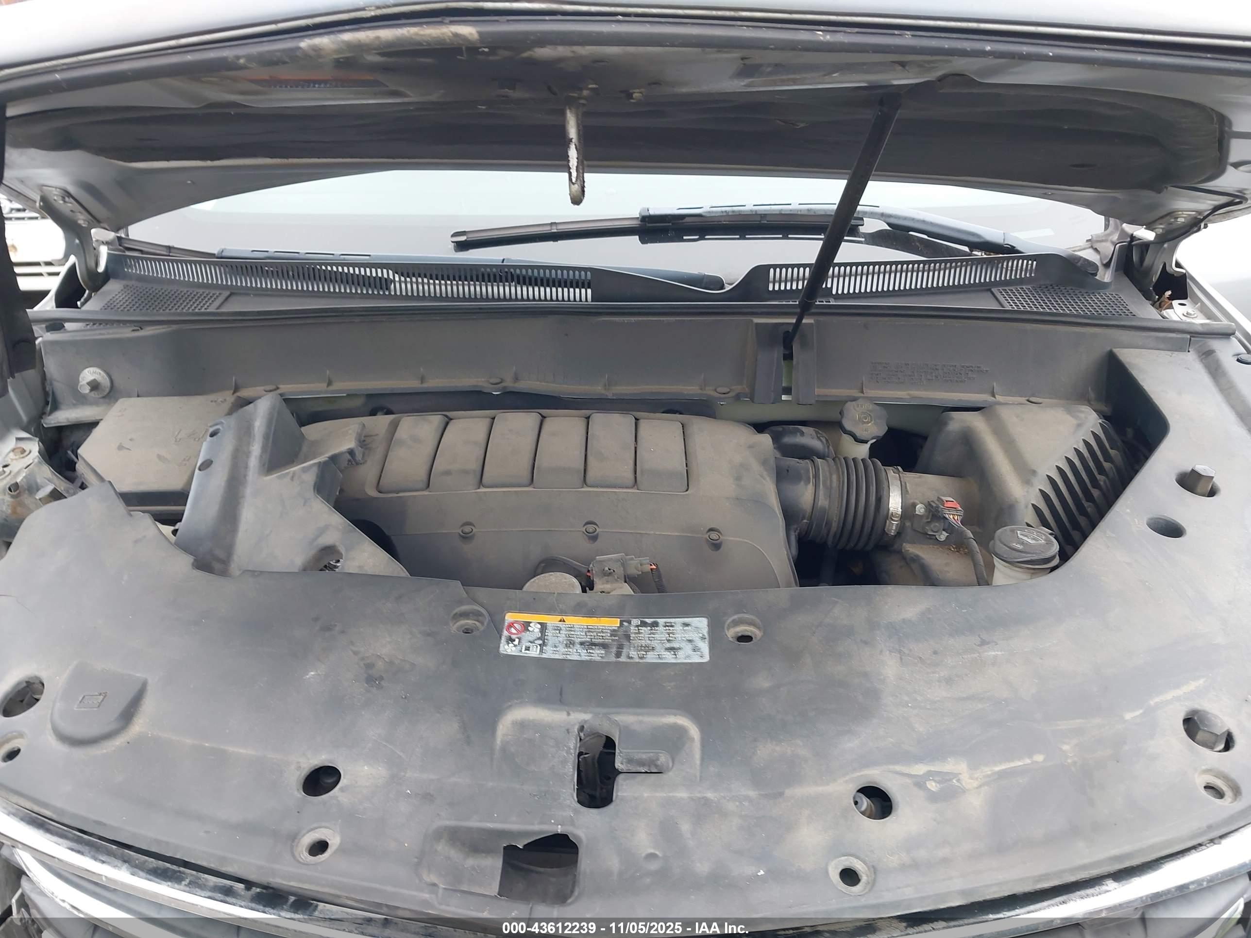 CHEVROLET TRAVERSE image 10
