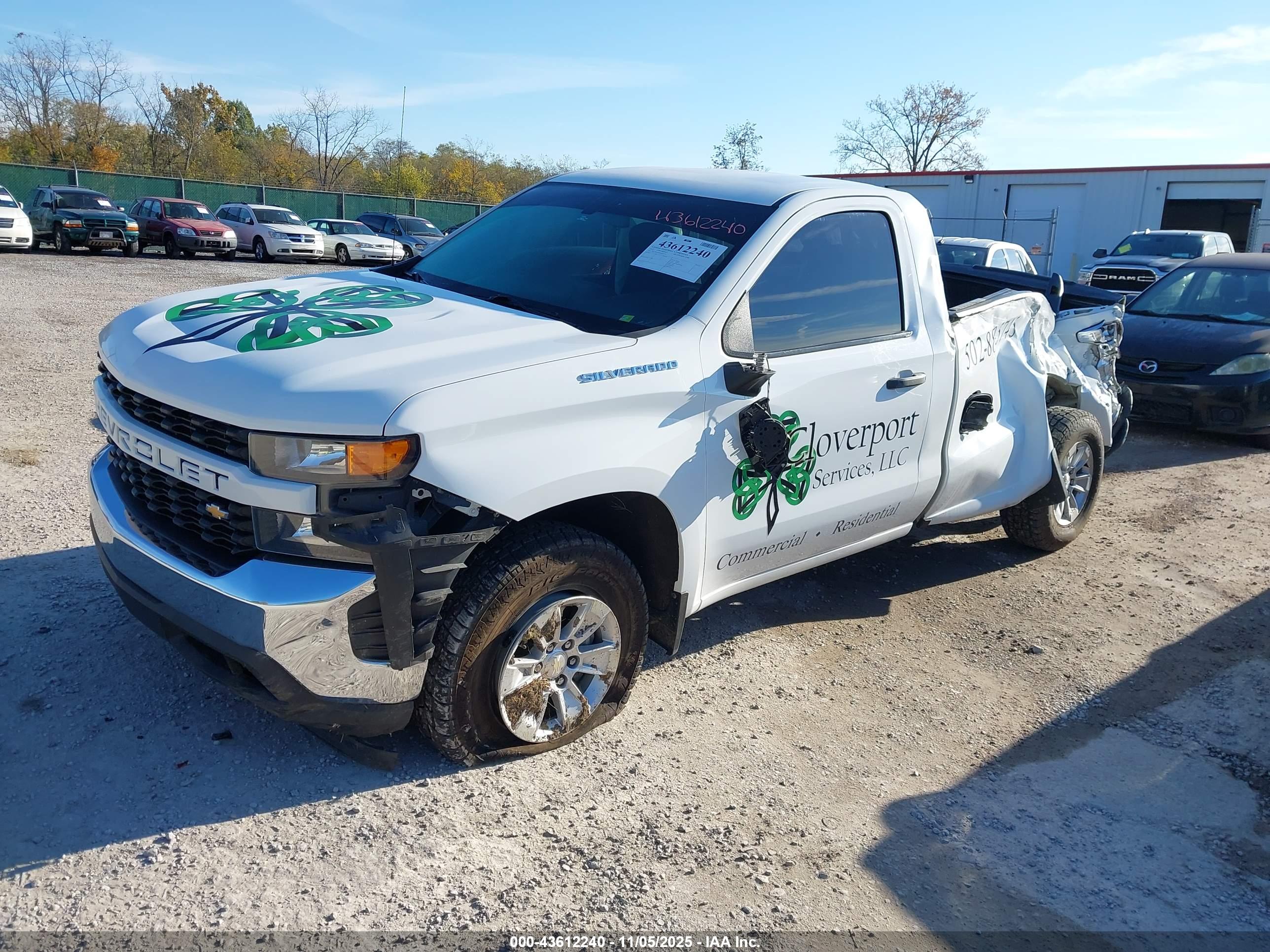 CHEVROLET SILVERADO image 2