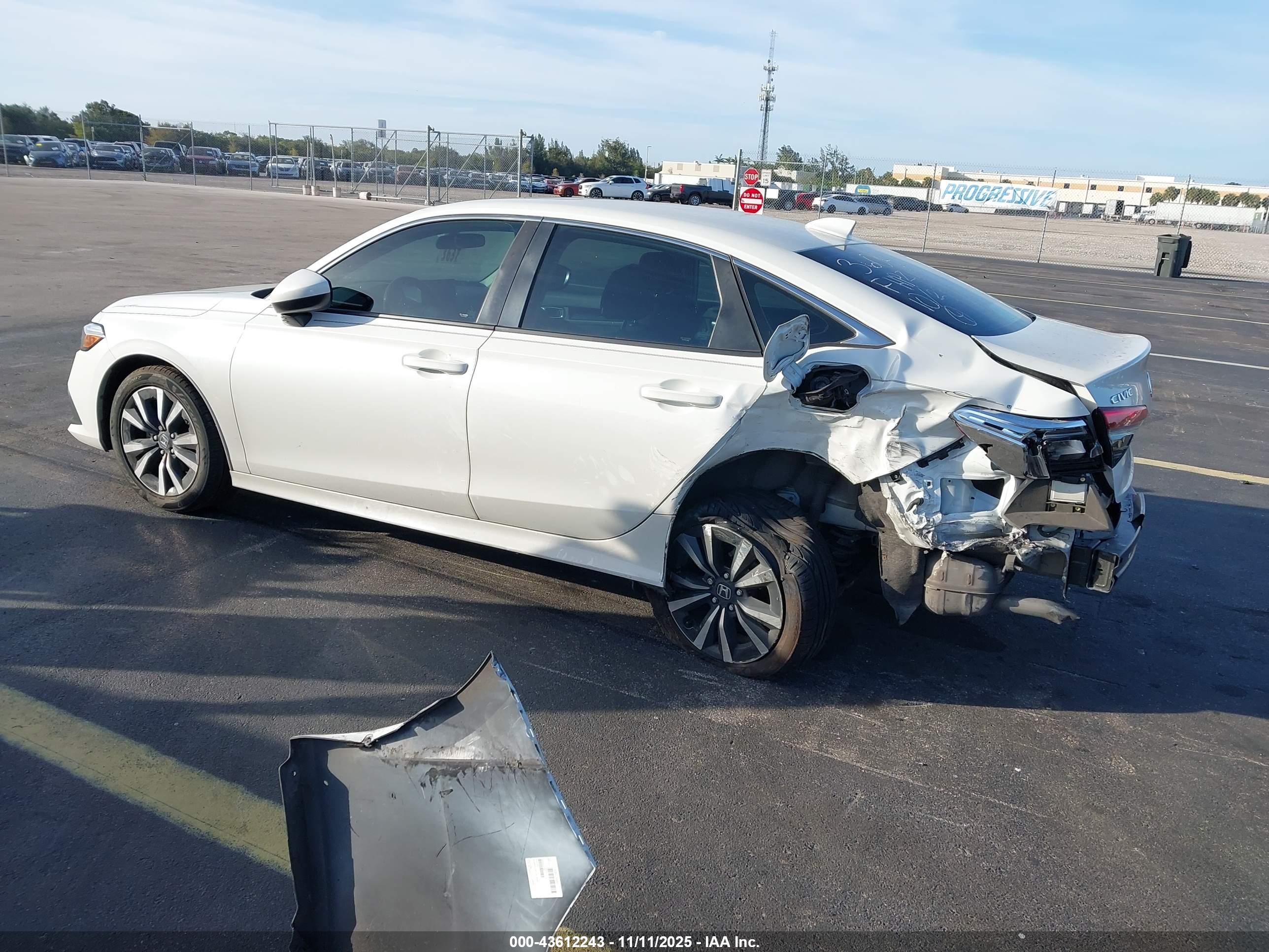HONDA CIVIC image 3