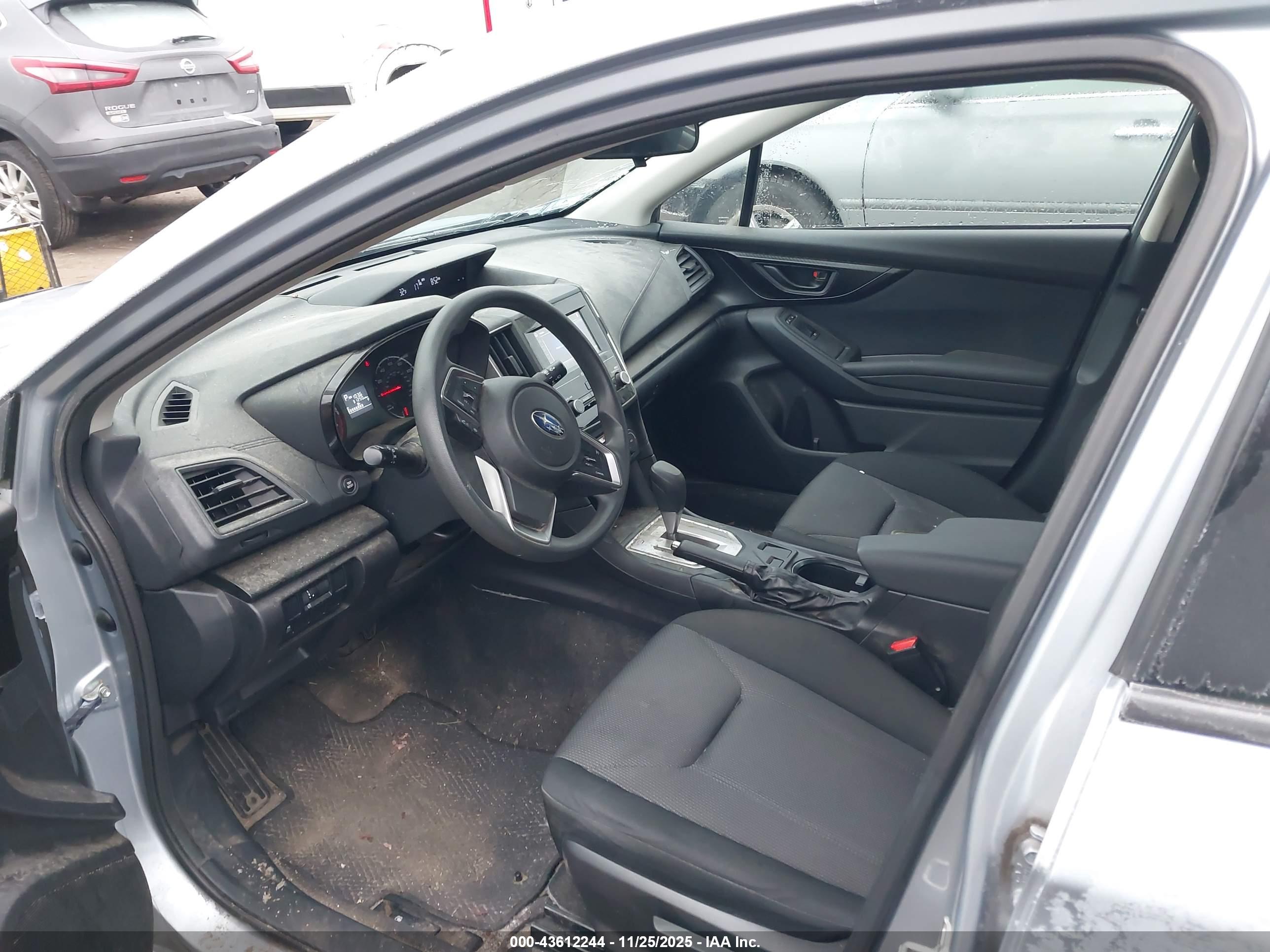 SUBARU IMPREZA image 5