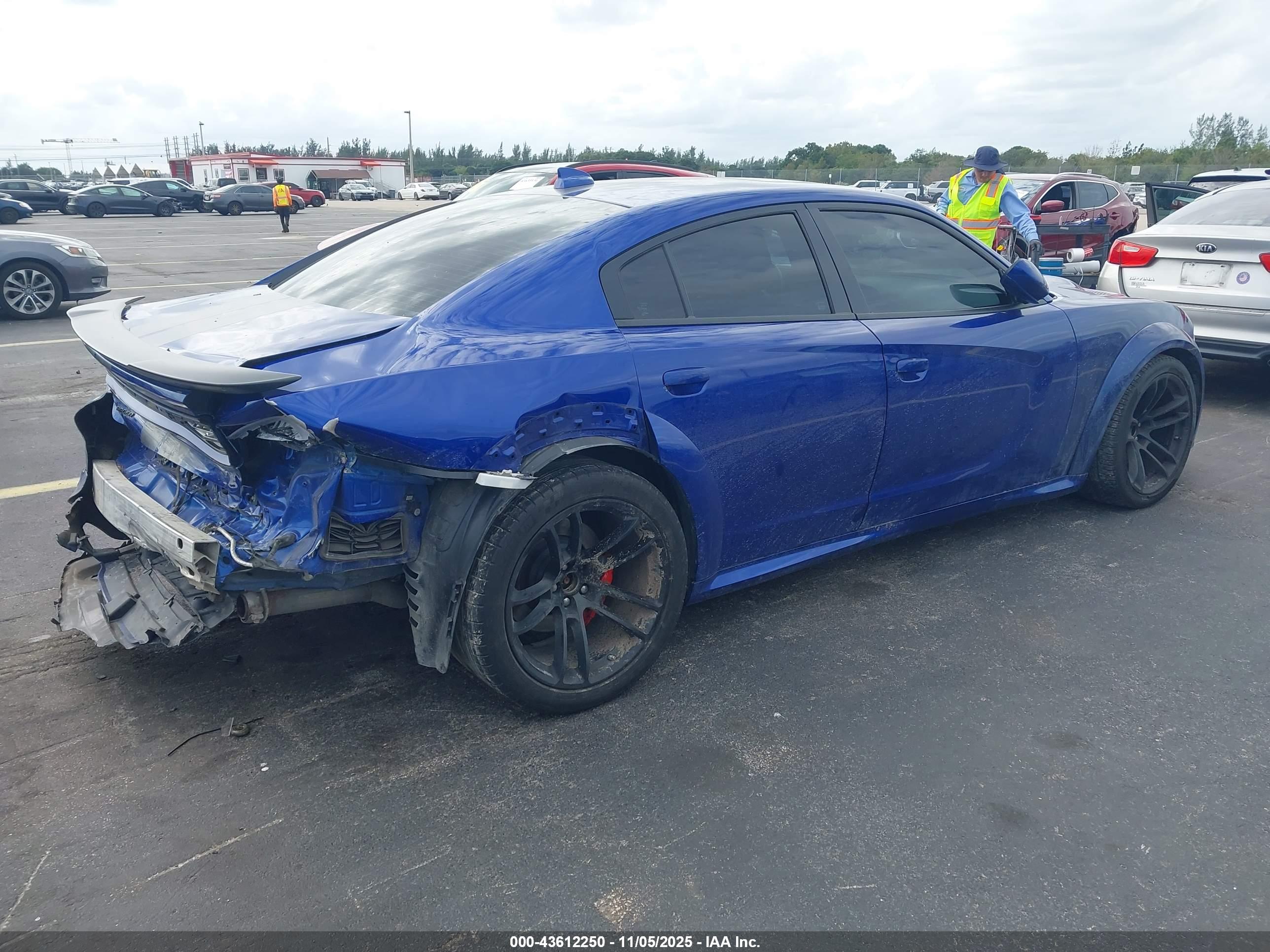 DODGE CHARGER image 4