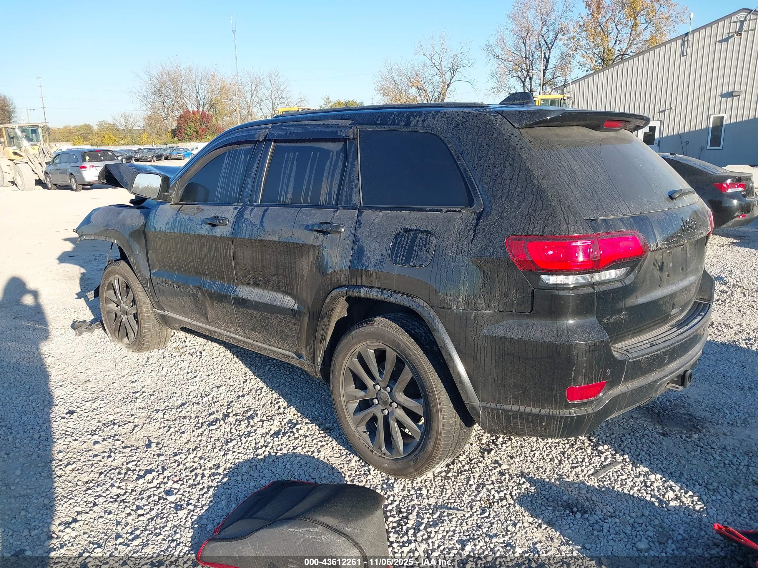 JEEP GRAND image 3