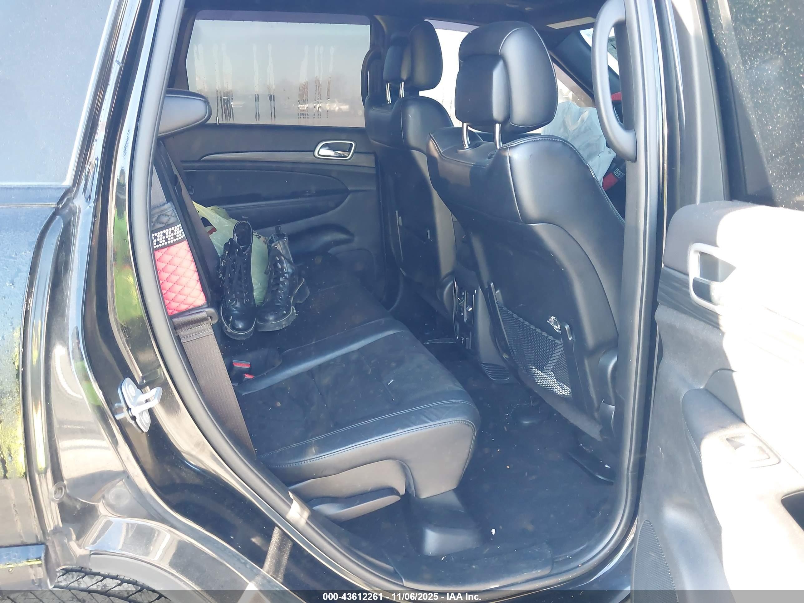 JEEP GRAND image 8