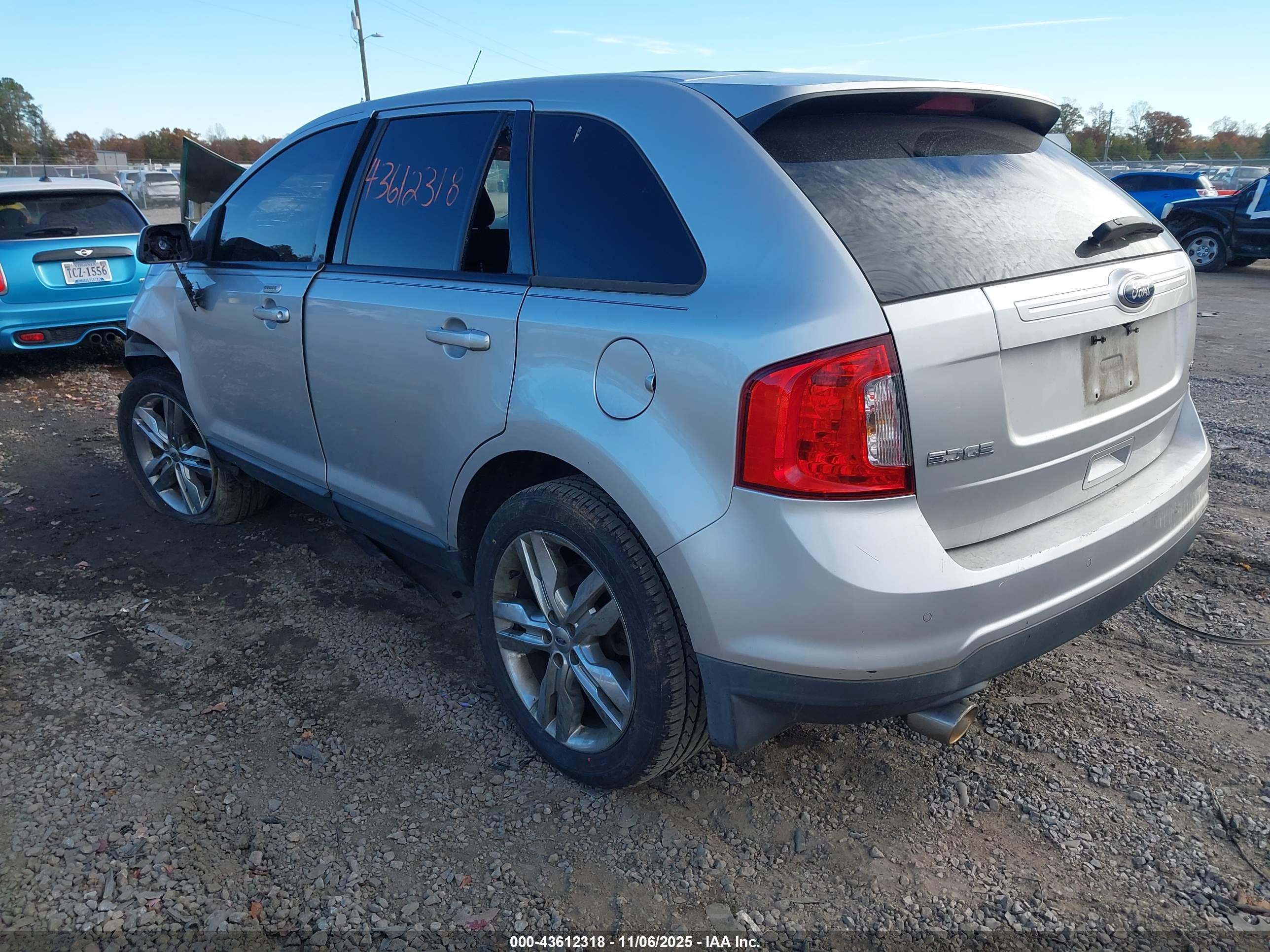 FORD EDGE image 3
