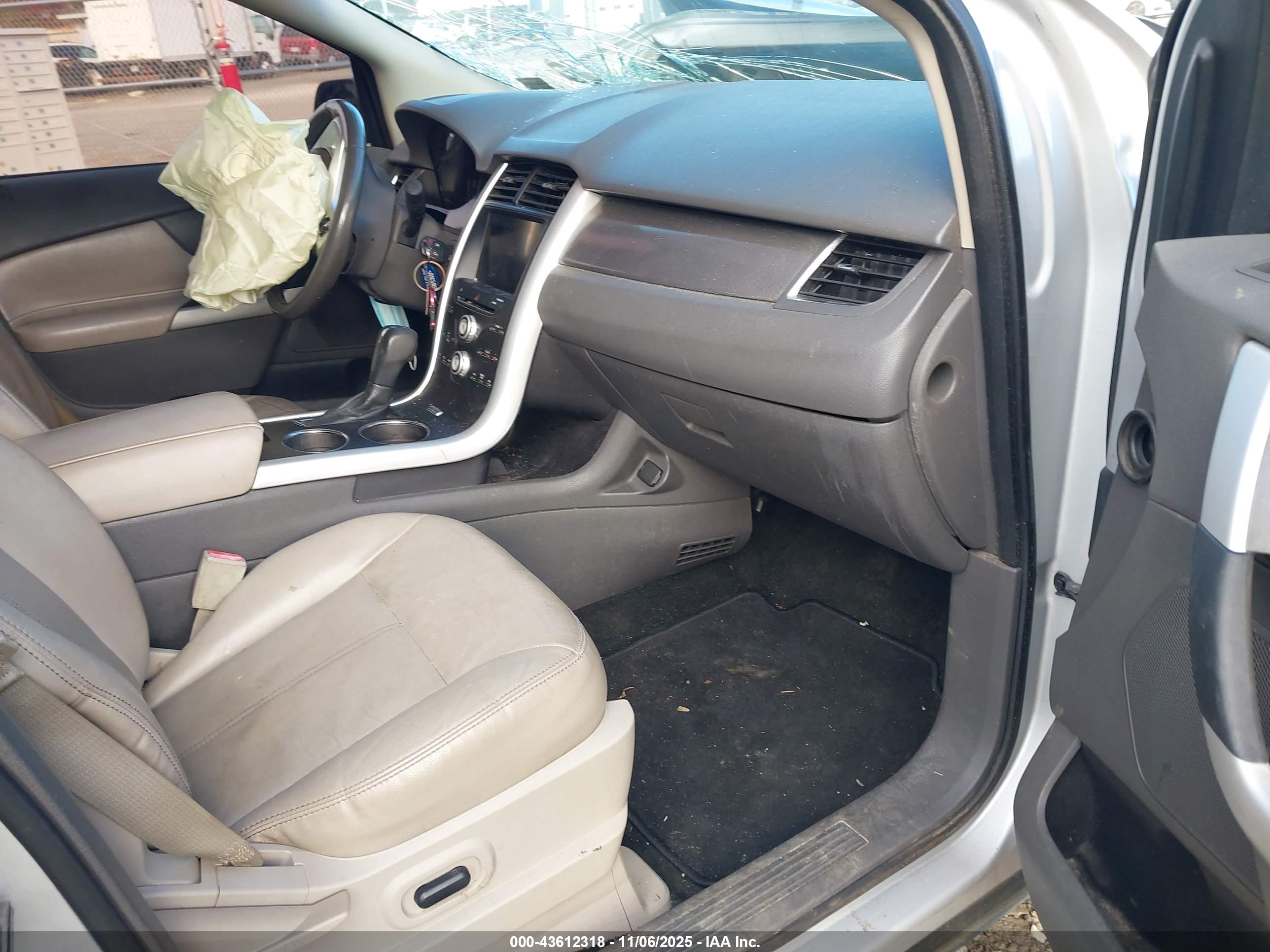 FORD EDGE image 5