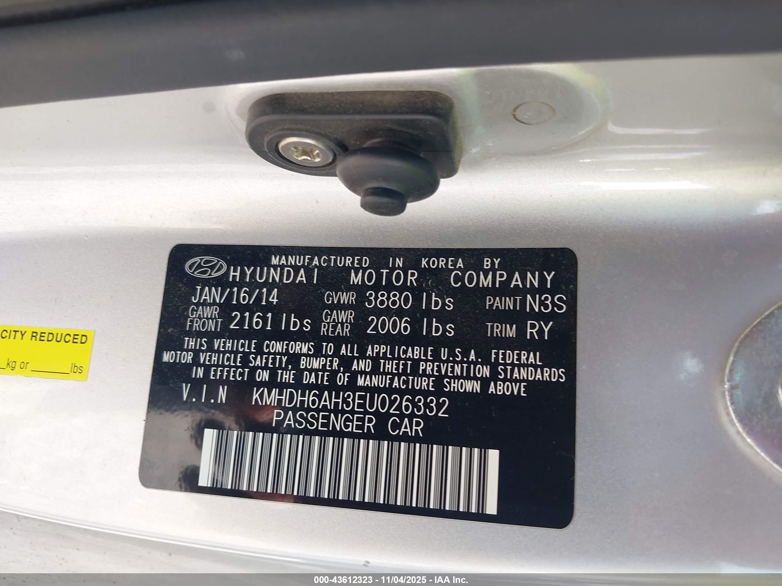HYUNDAI ELANTRA image 9
