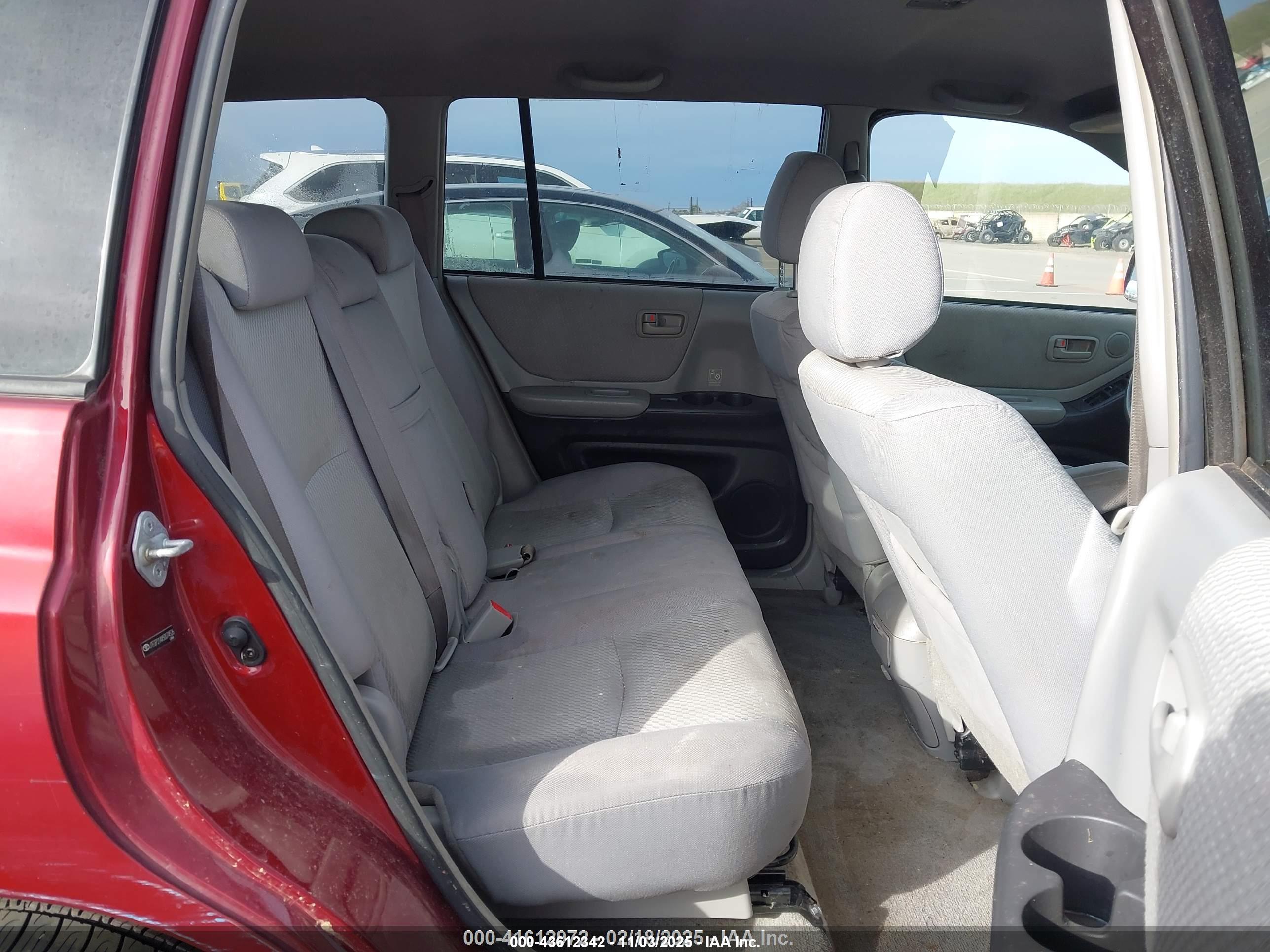 TOYOTA HIGHLANDER image 8