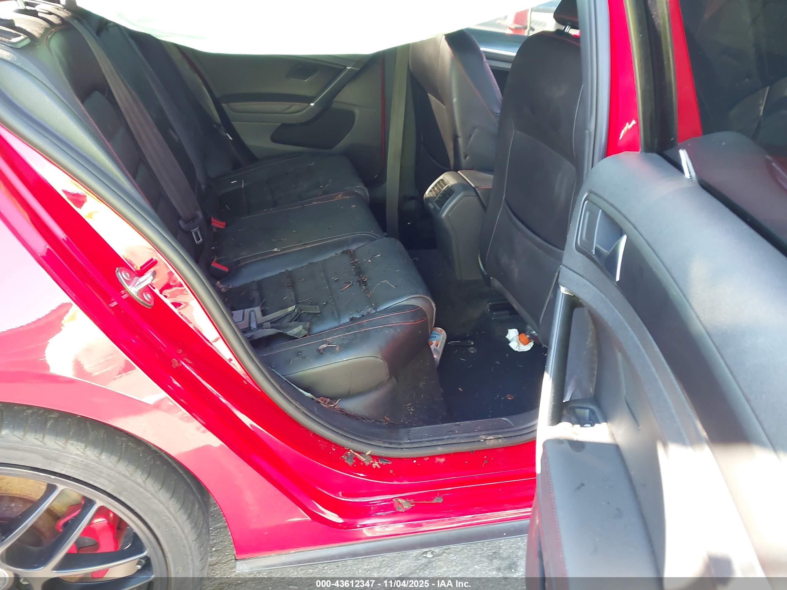 VOLKSWAGEN GOLF image 8