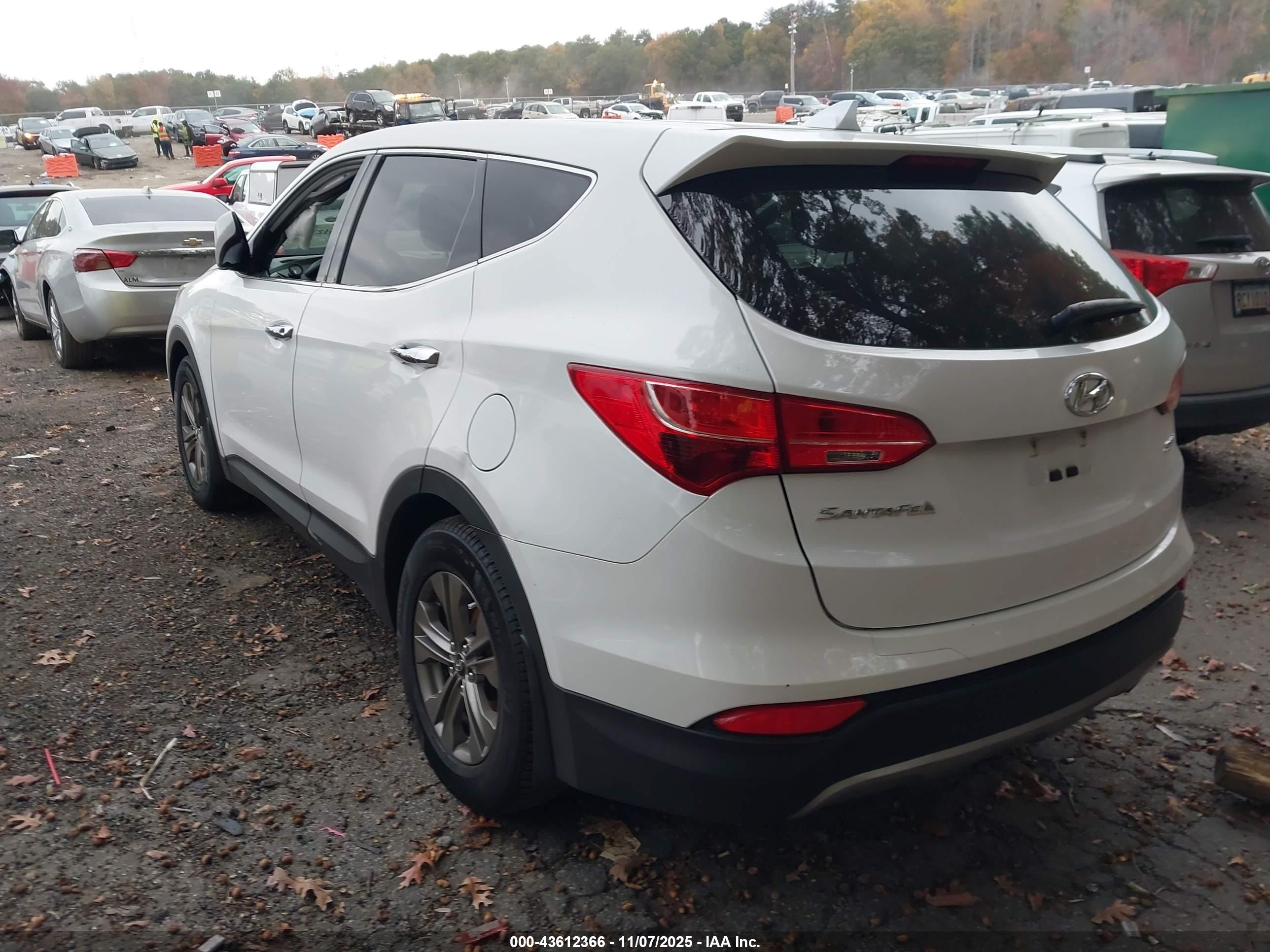 HYUNDAI SANTA image 3