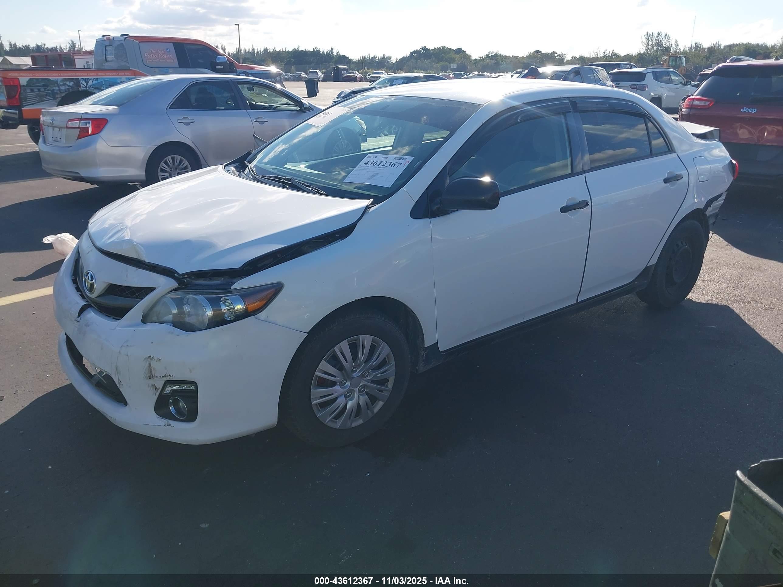 TOYOTA COROLLA image 2