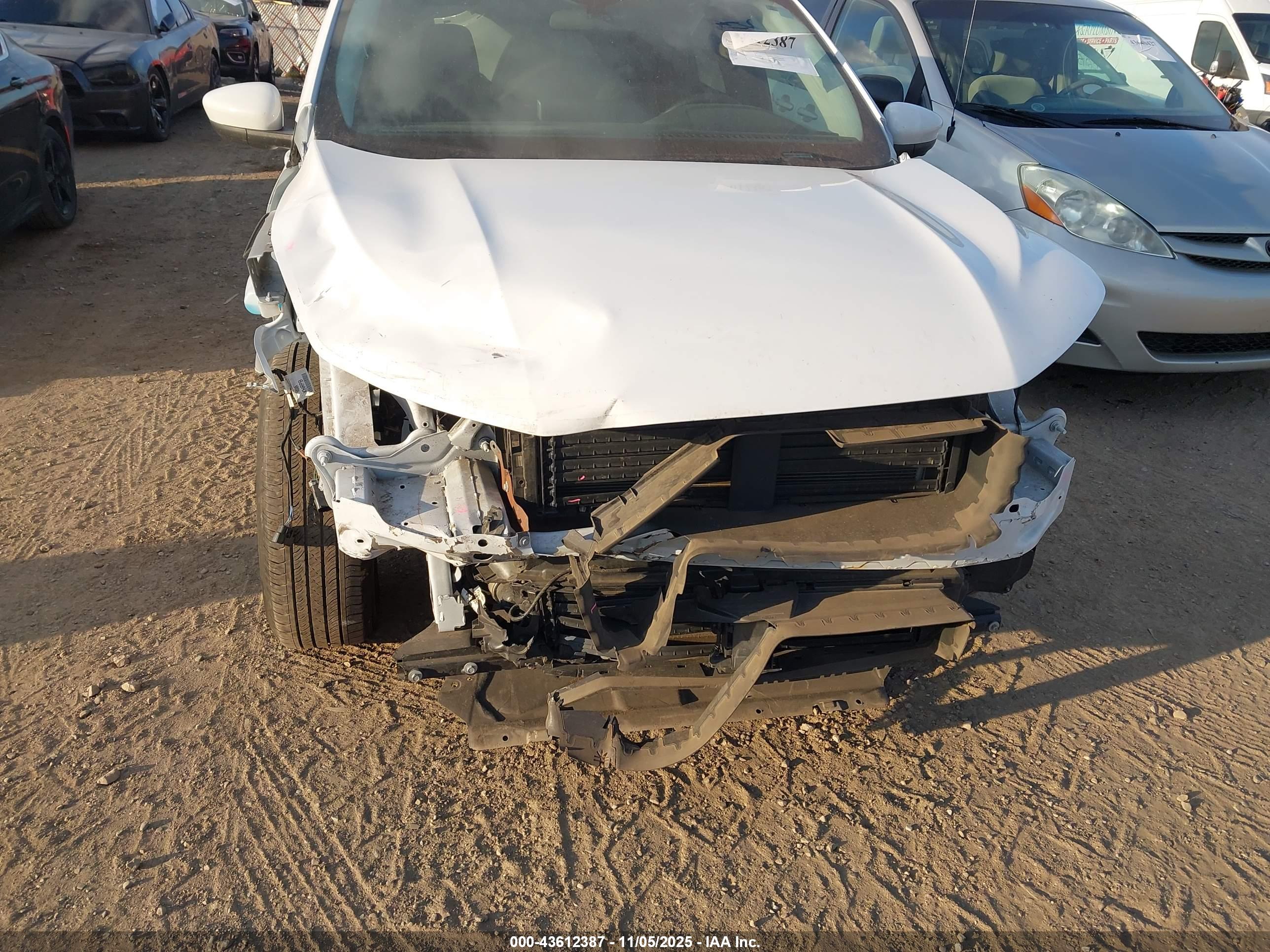 FORD ESCAPE image 6