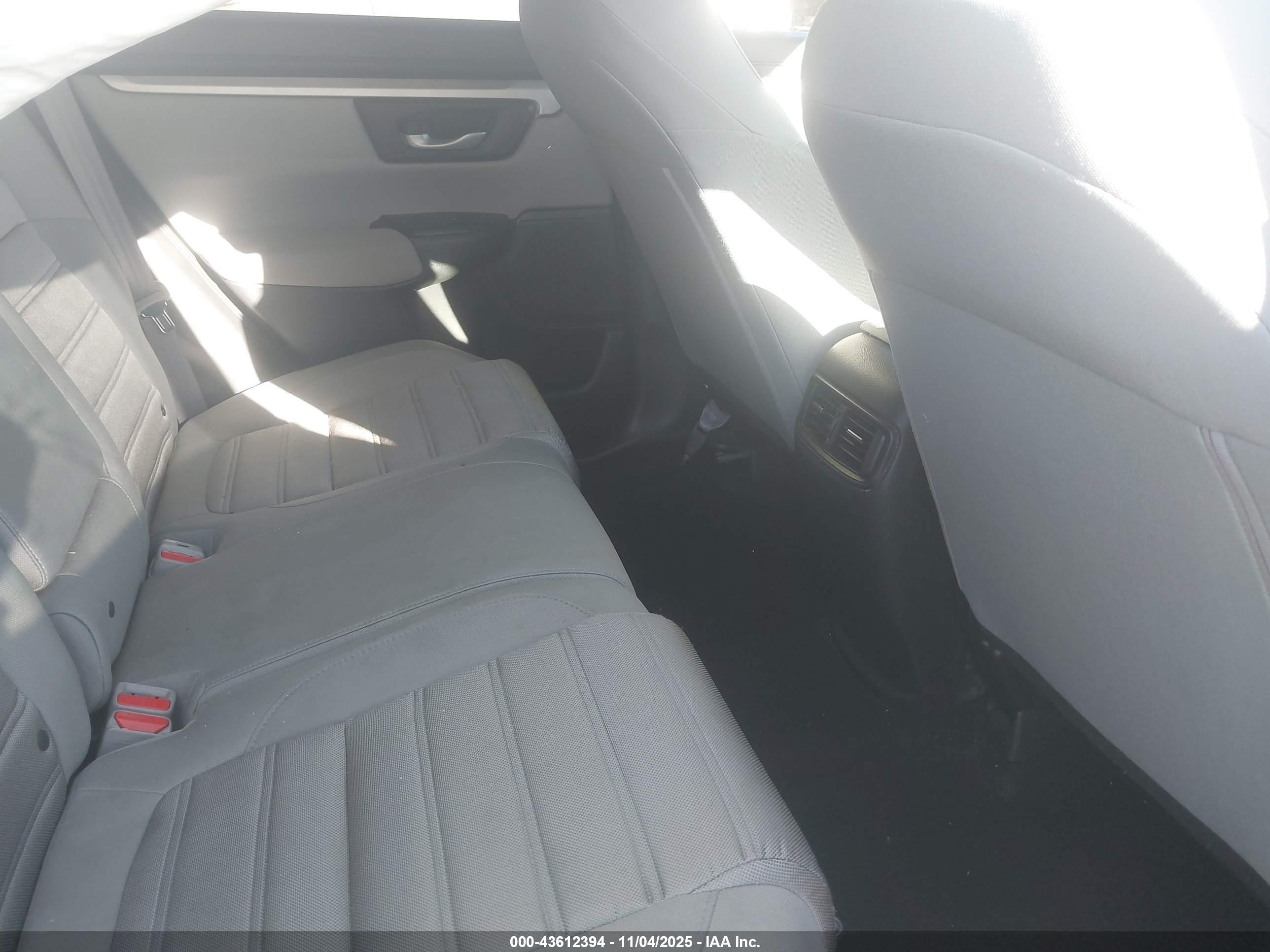 HONDA CR-V image 8