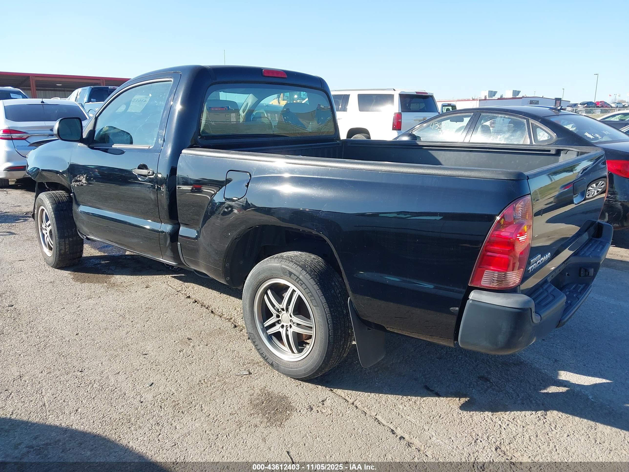 TOYOTA TACOMA image 3