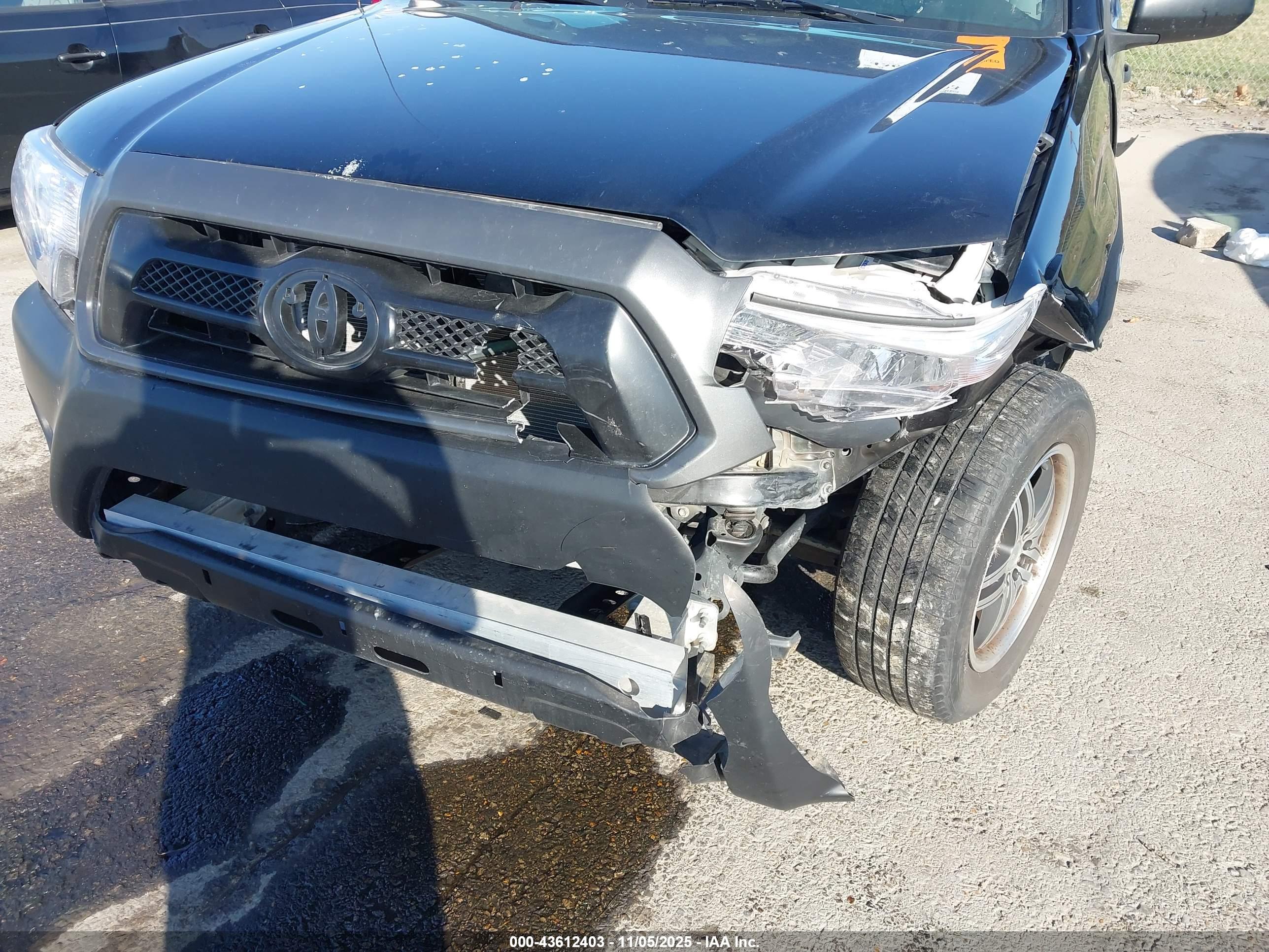 TOYOTA TACOMA image 6