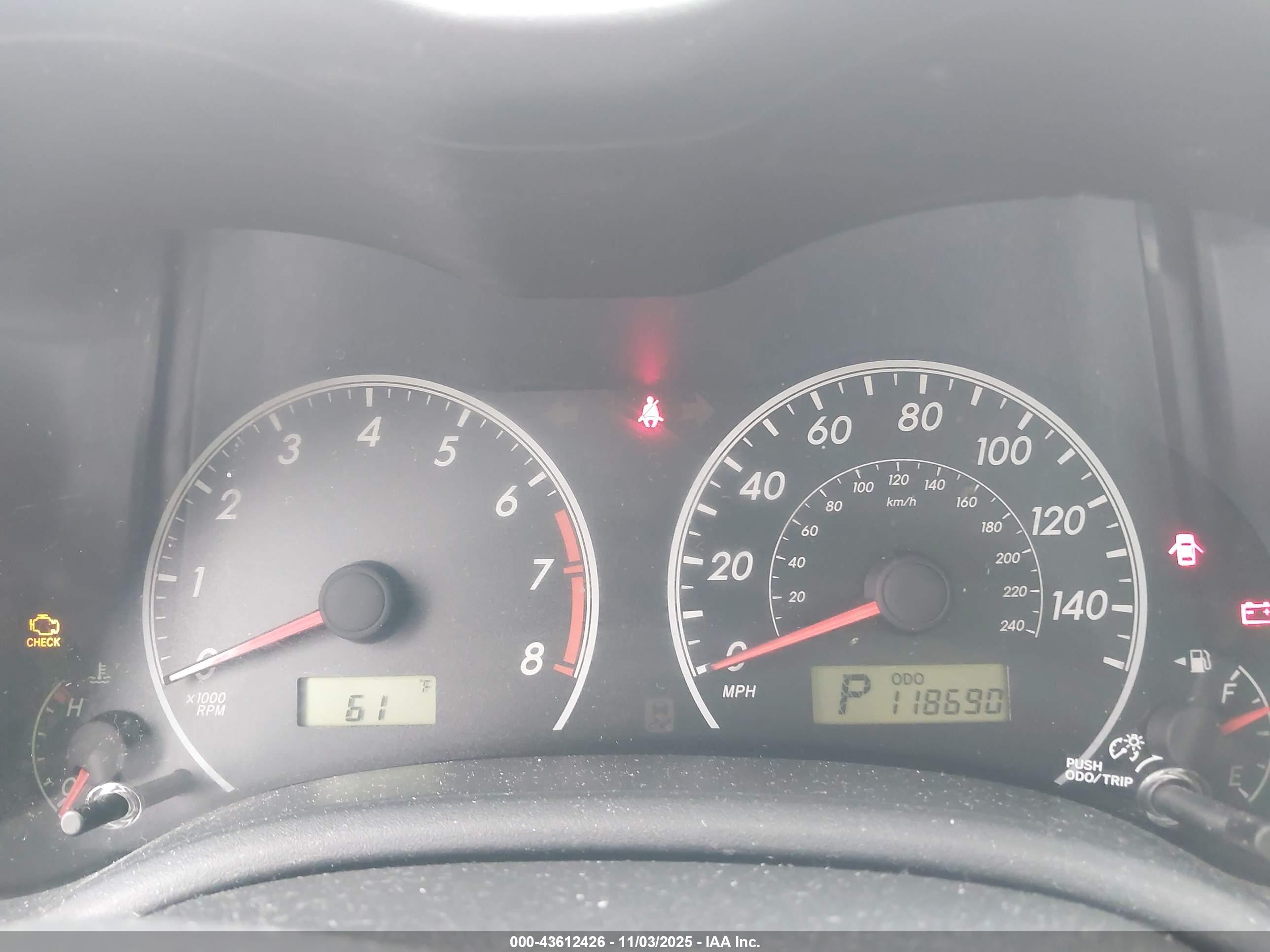 TOYOTA COROLLA image 7