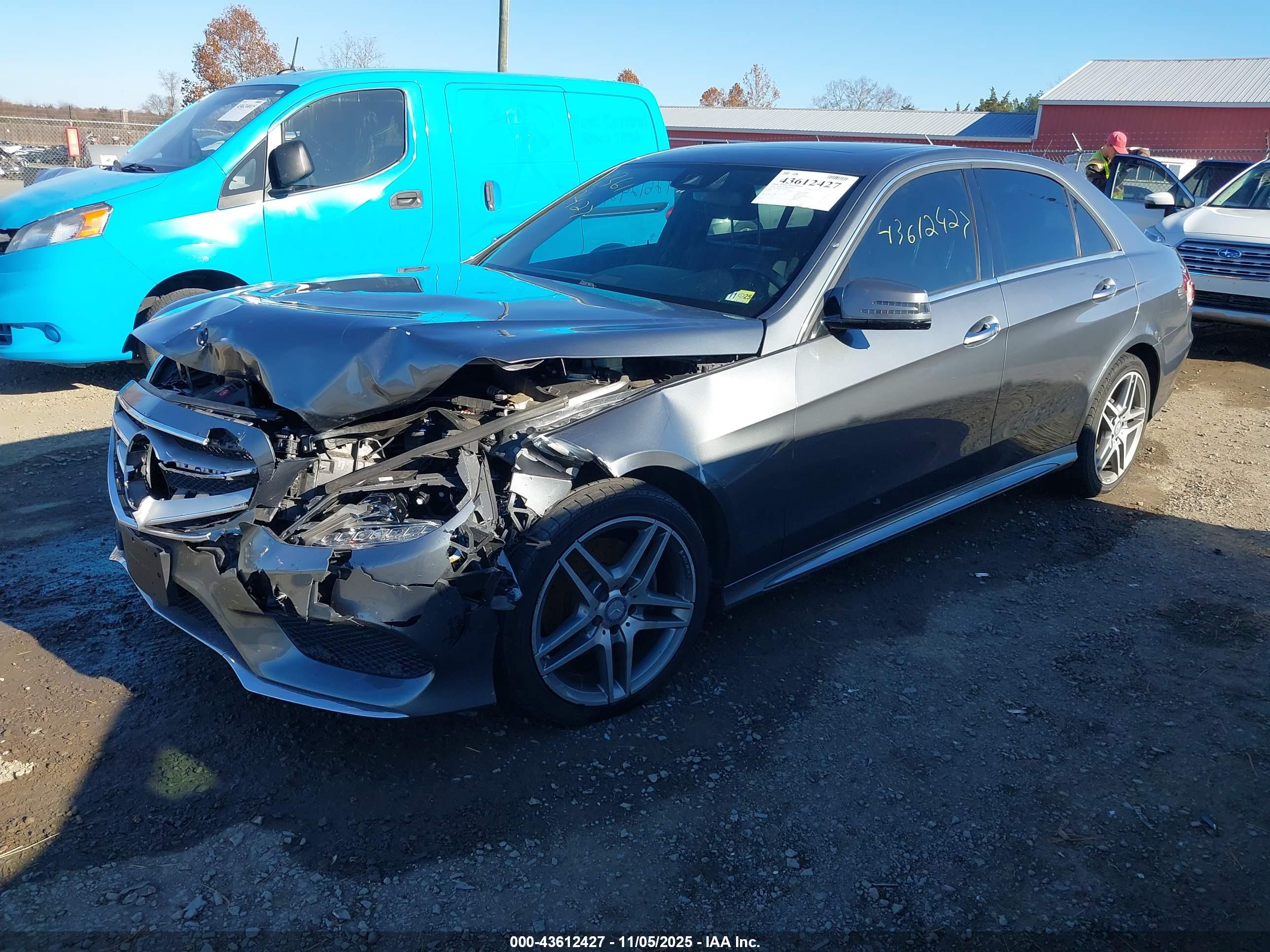 MERCEDES-BENZ E image 2