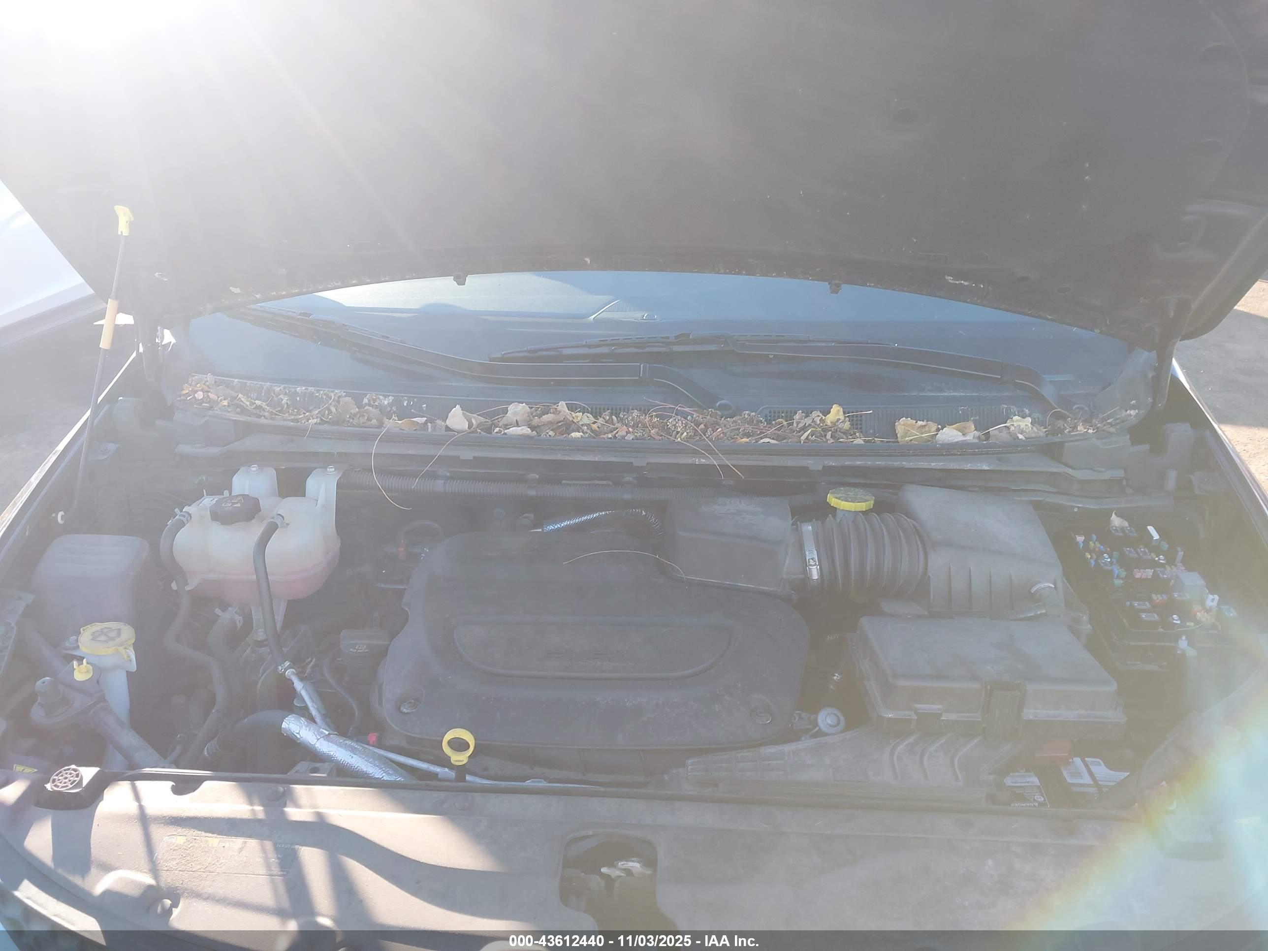 CHRYSLER PACIFICA image 10