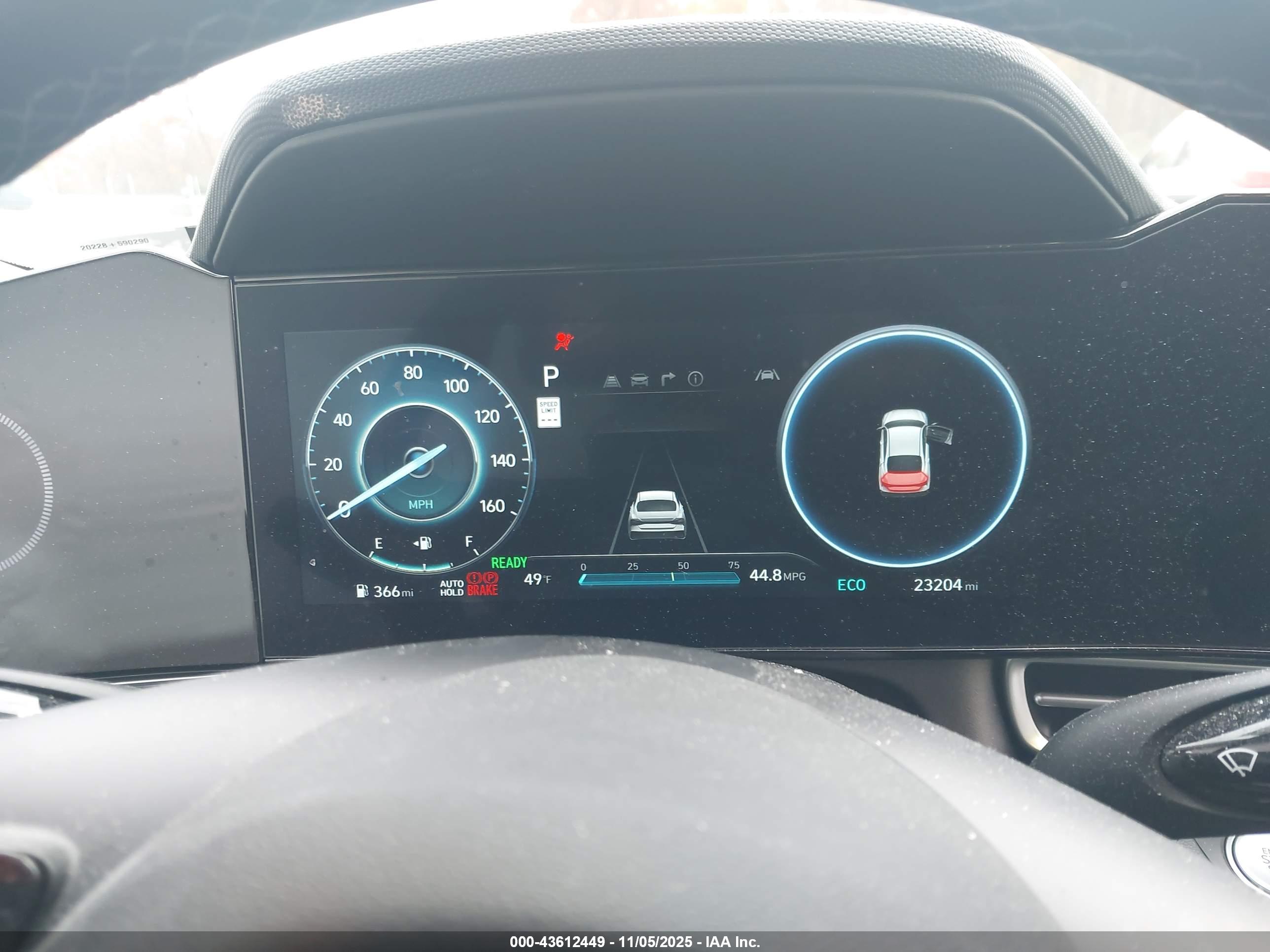 HYUNDAI ELANTRA image 7